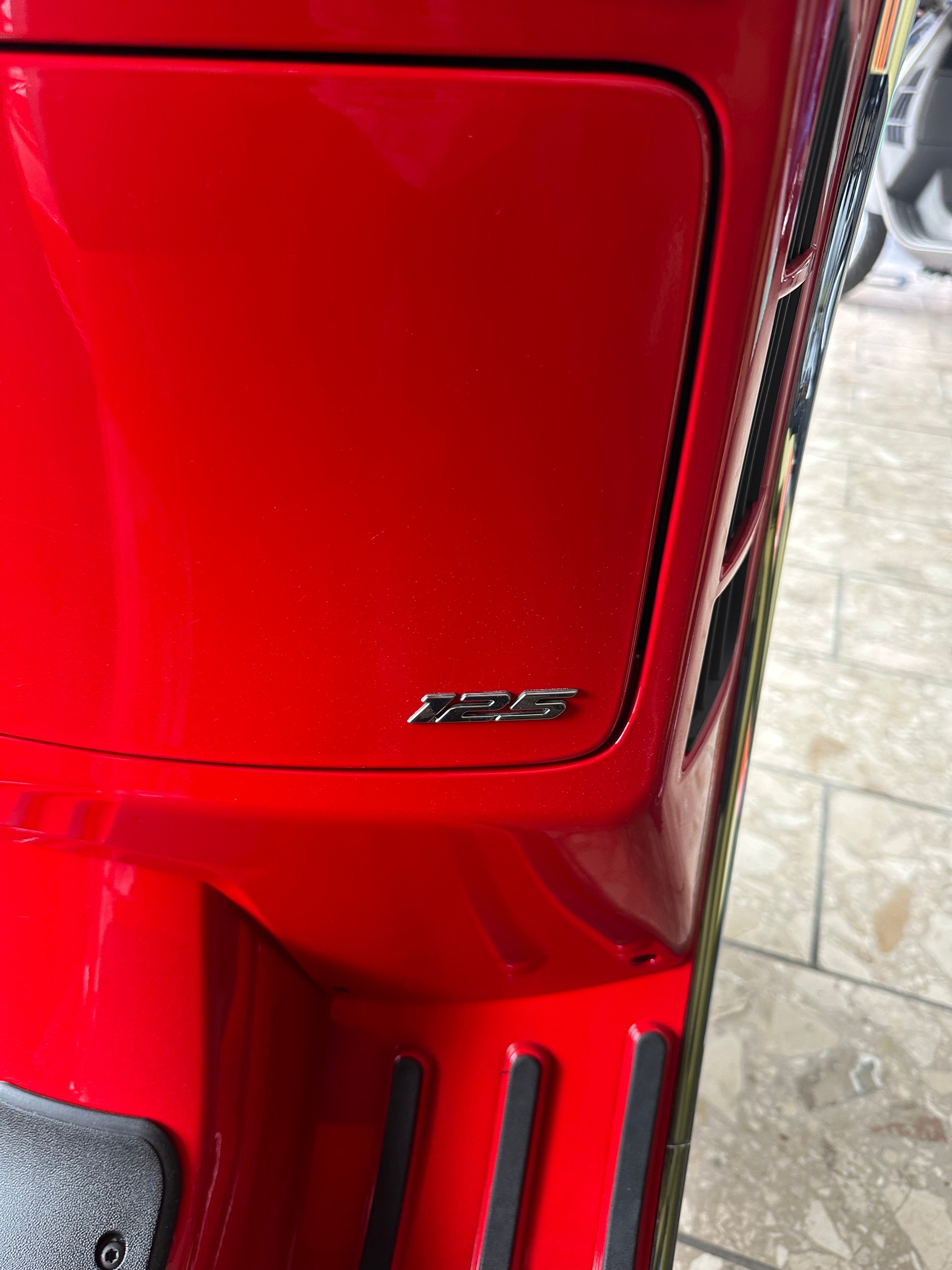 PIAGGIO Vespa GTS 125 Super RST Euro 5+-image-1