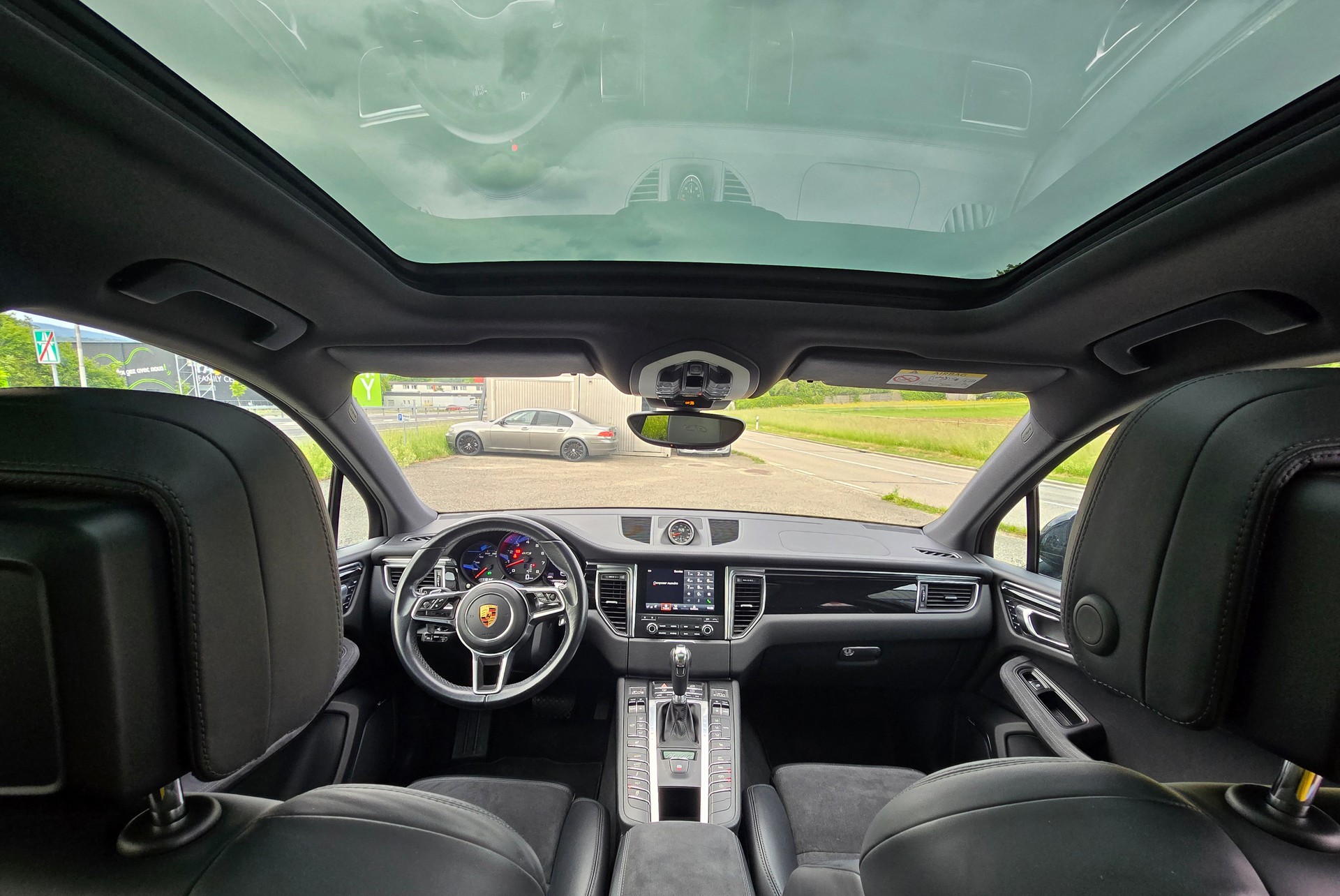 PORSCHE Macan GTS PDK PACK CHRONO-image-11