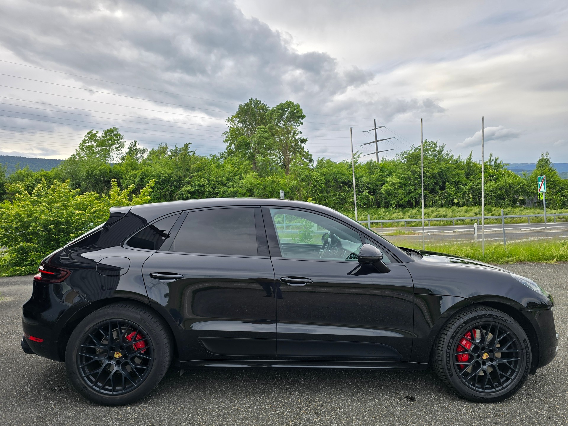 PORSCHE Macan GTS PDK PACK CHRONO-image-3