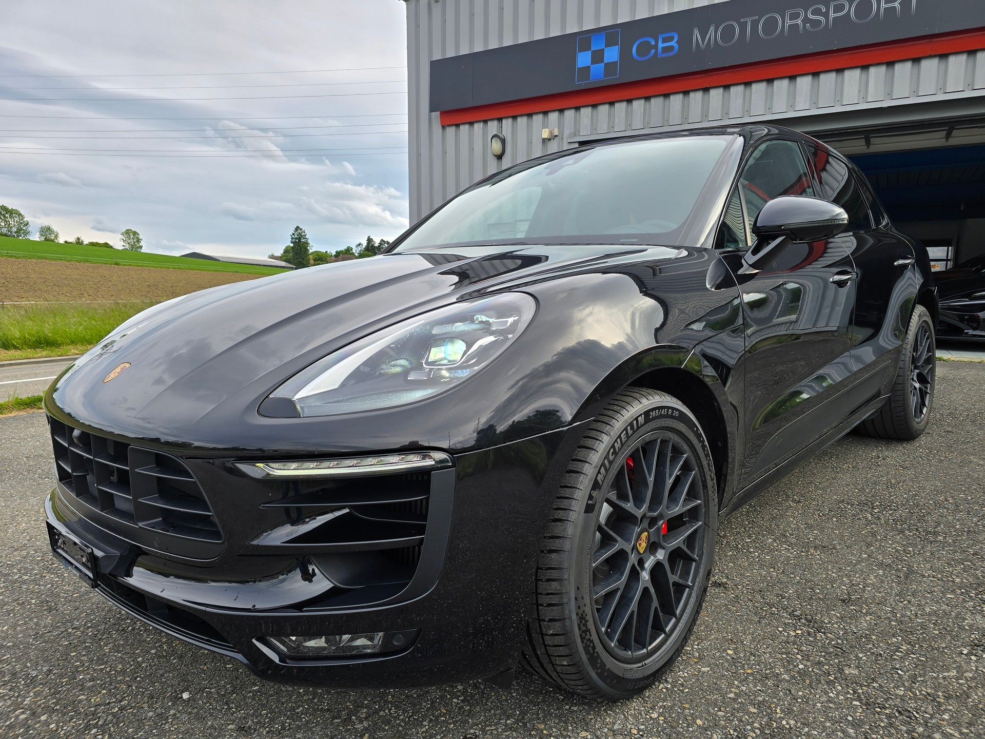PORSCHE Macan GTS PDK PACK CHRONO