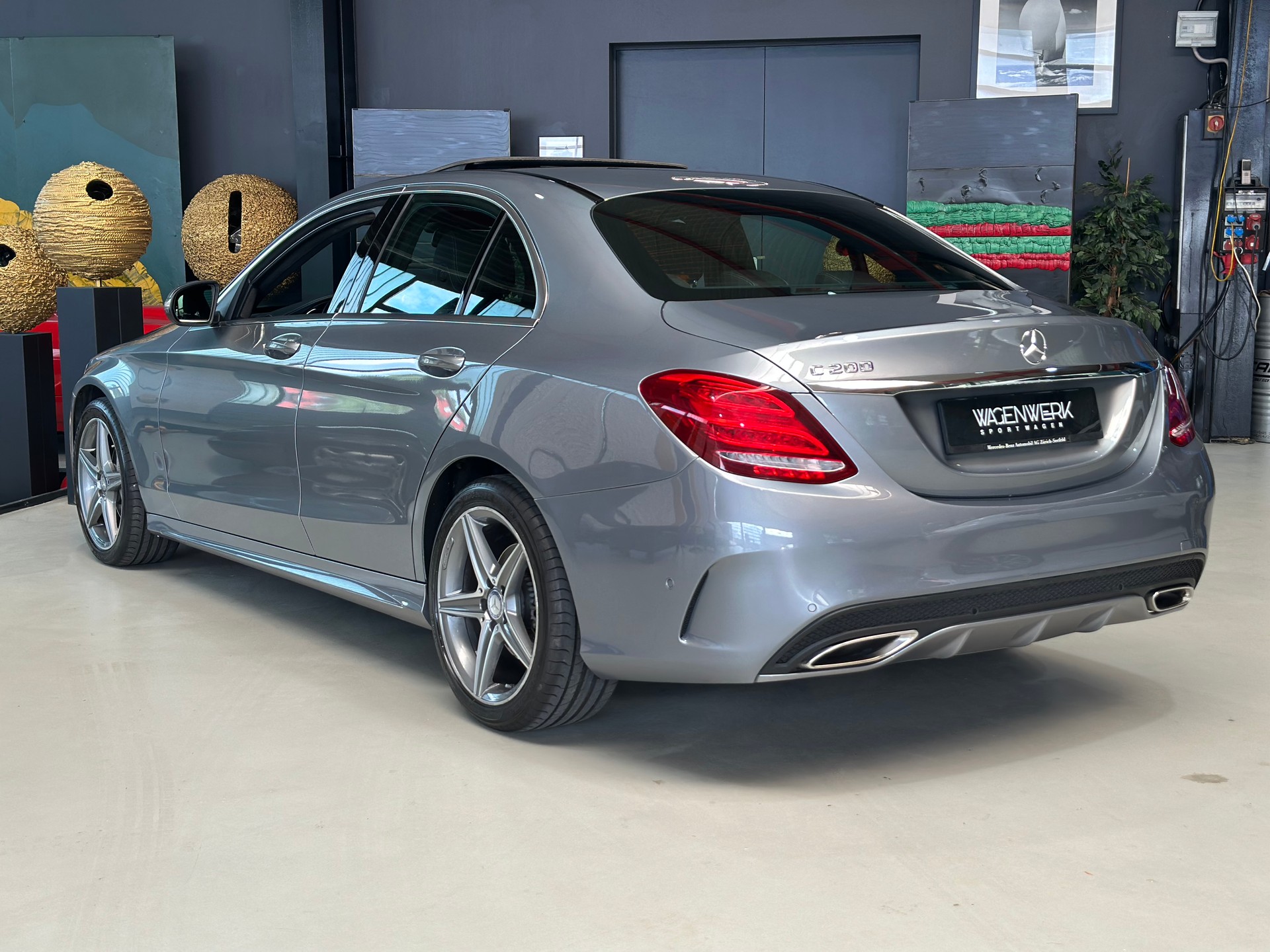 MERCEDES-BENZ C 200 Swiss Star Edition AMG Line 7G-Tronic-image-5