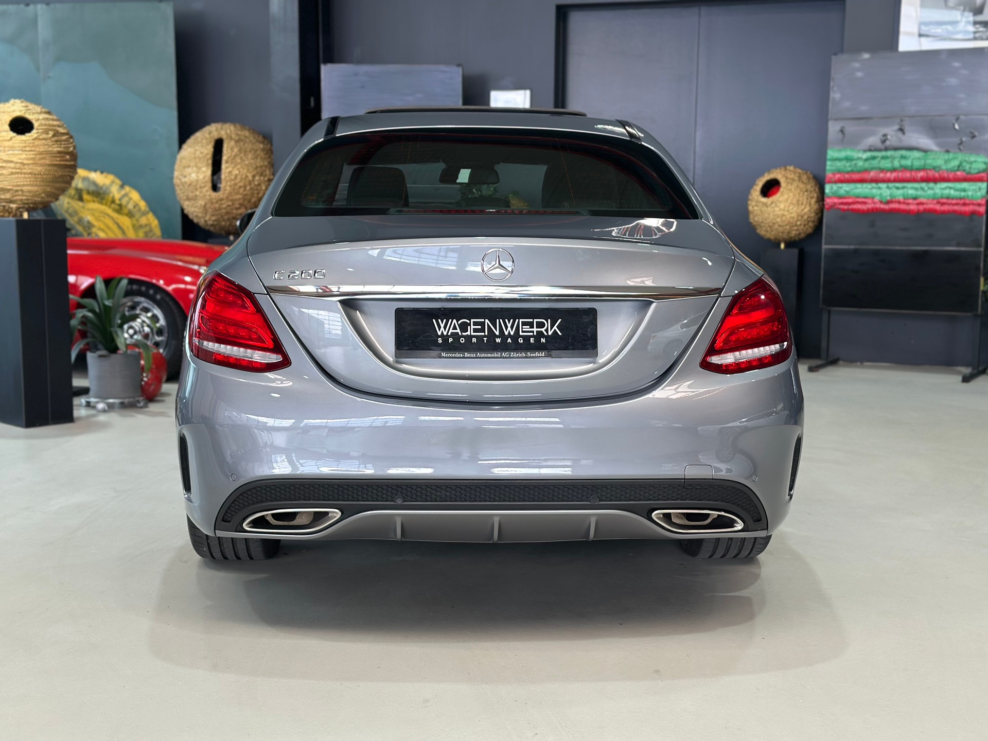 MERCEDES-BENZ C 200 Swiss Star Edition AMG Line 7G-Tronic-image-4