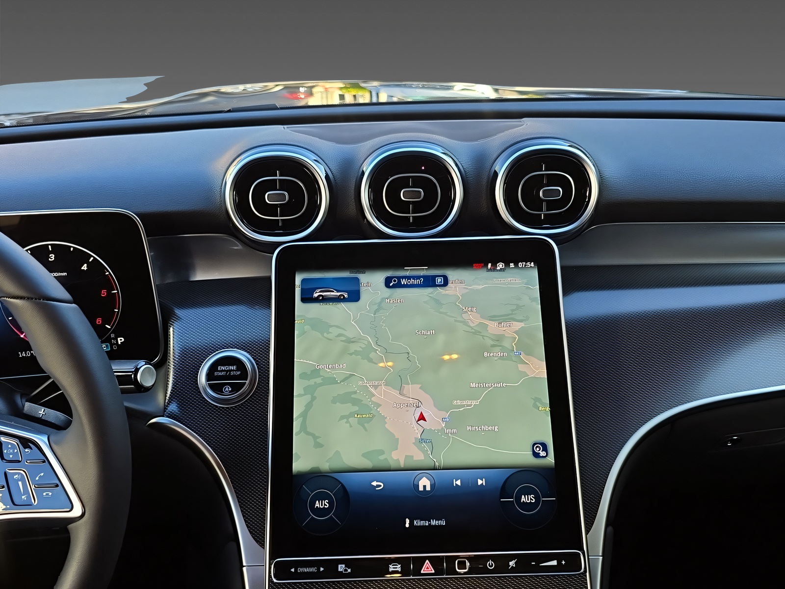 MERCEDES-BENZ GLC 220 d 4Matic-image-11
