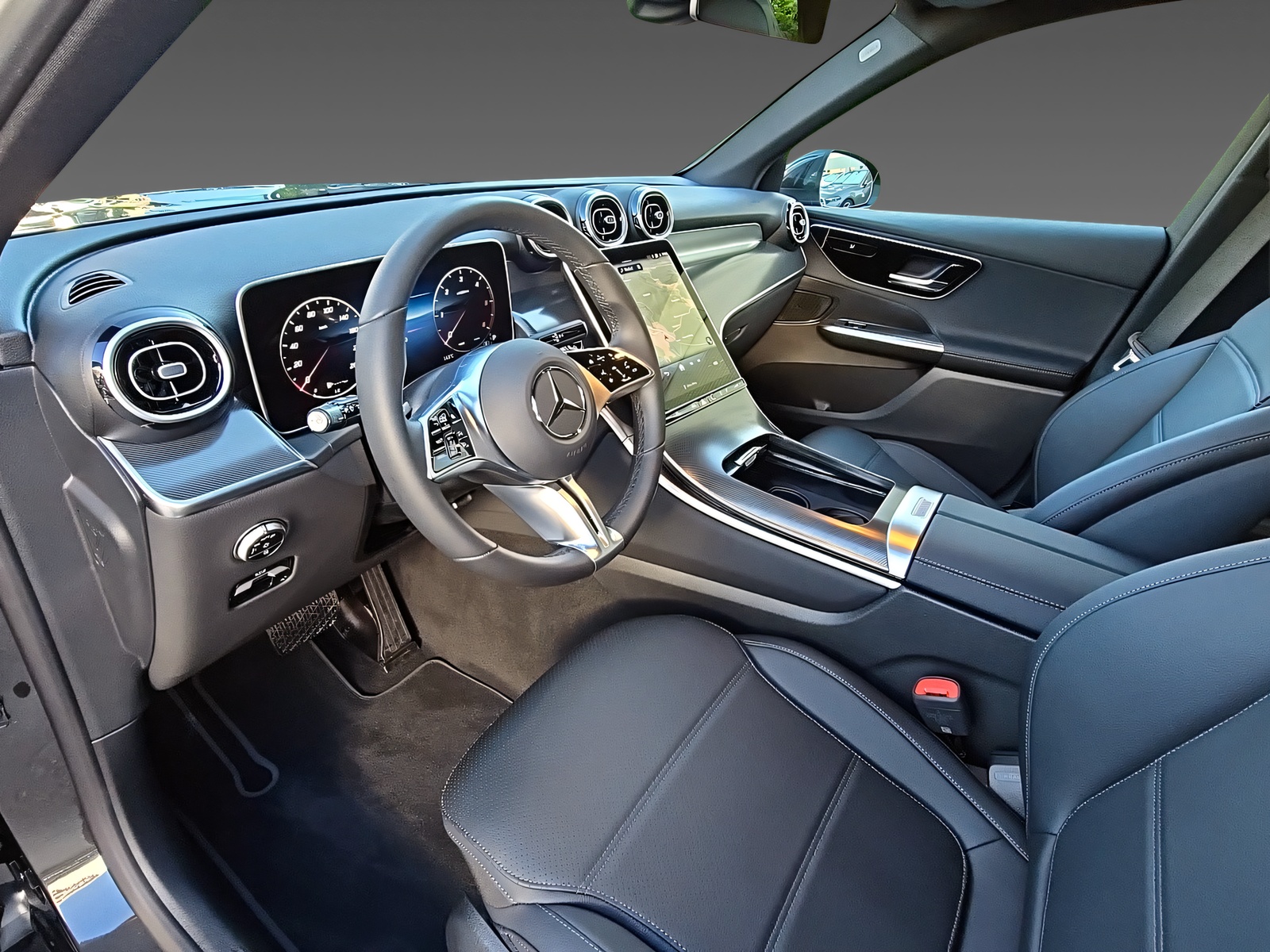 MERCEDES-BENZ GLC 220 d 4Matic-image-10