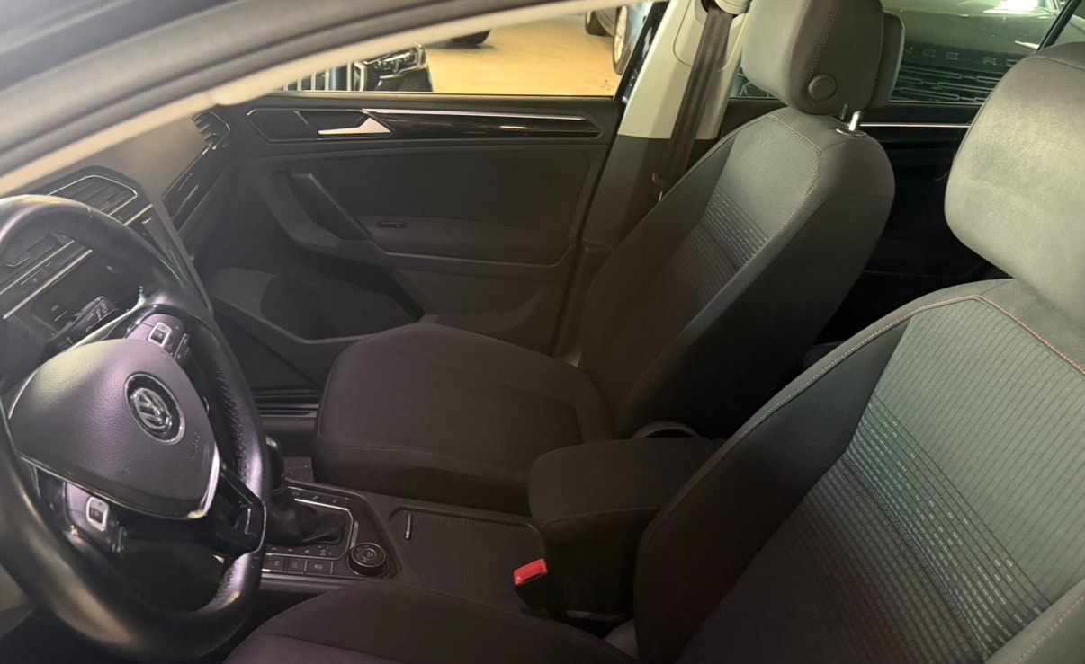 VW Tiguan 2.0TSI Comfortline 4Motion DSG-image-6