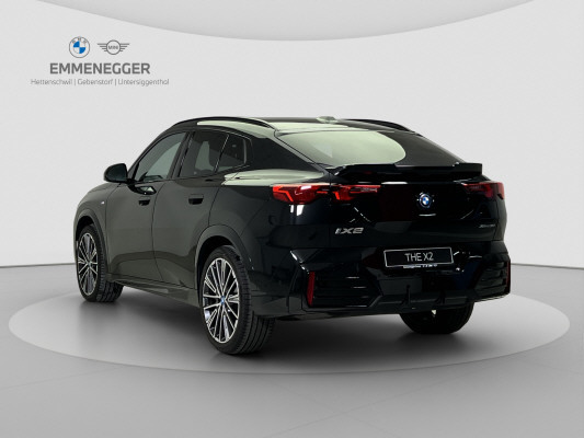 BMW iX2 xDrive 30 M Sport Pro-image-2