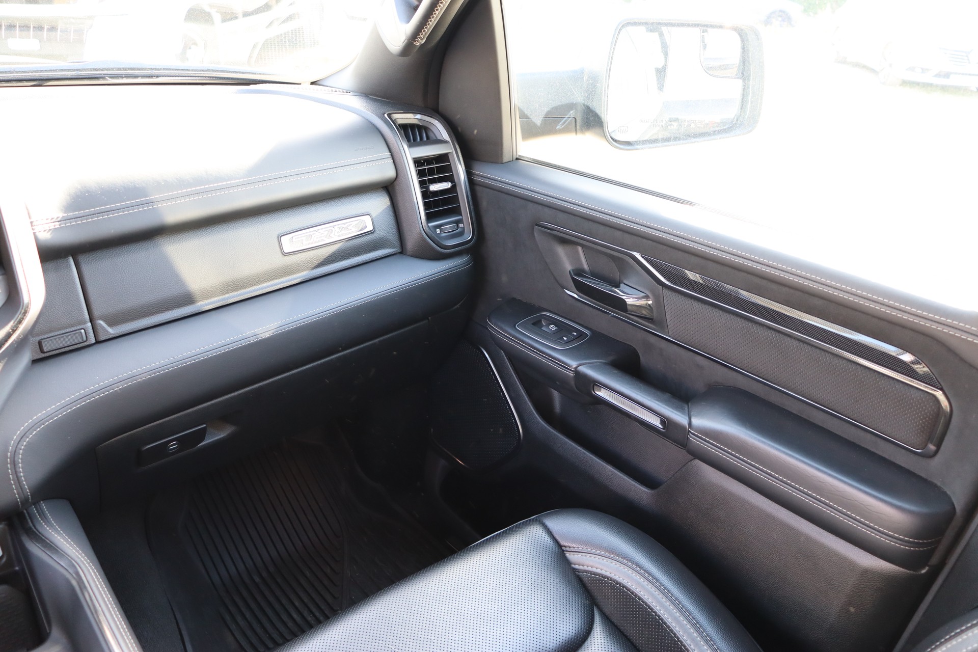 DODGE RAM TRX-image-25