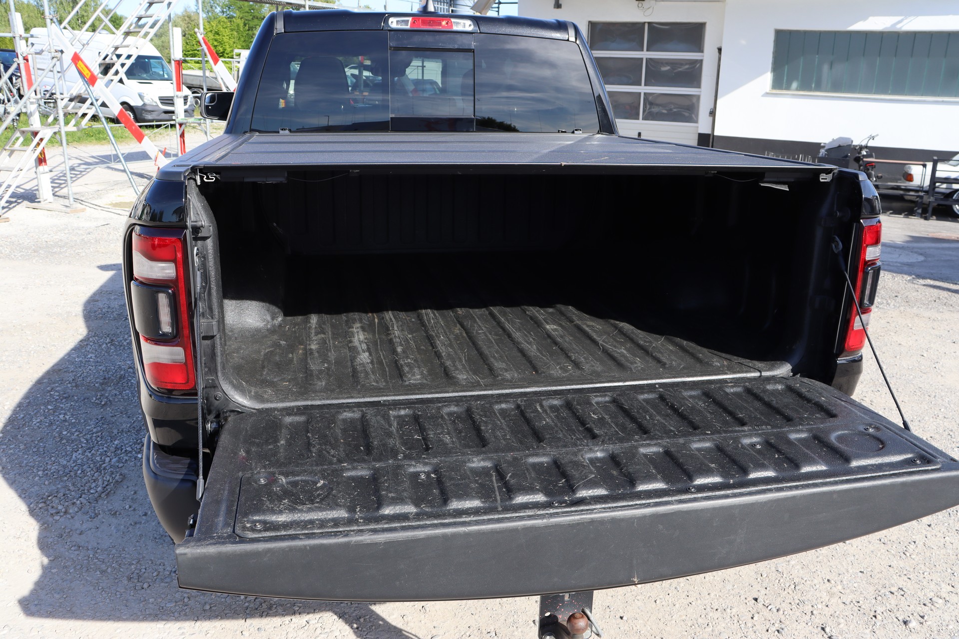 DODGE RAM TRX-image-14