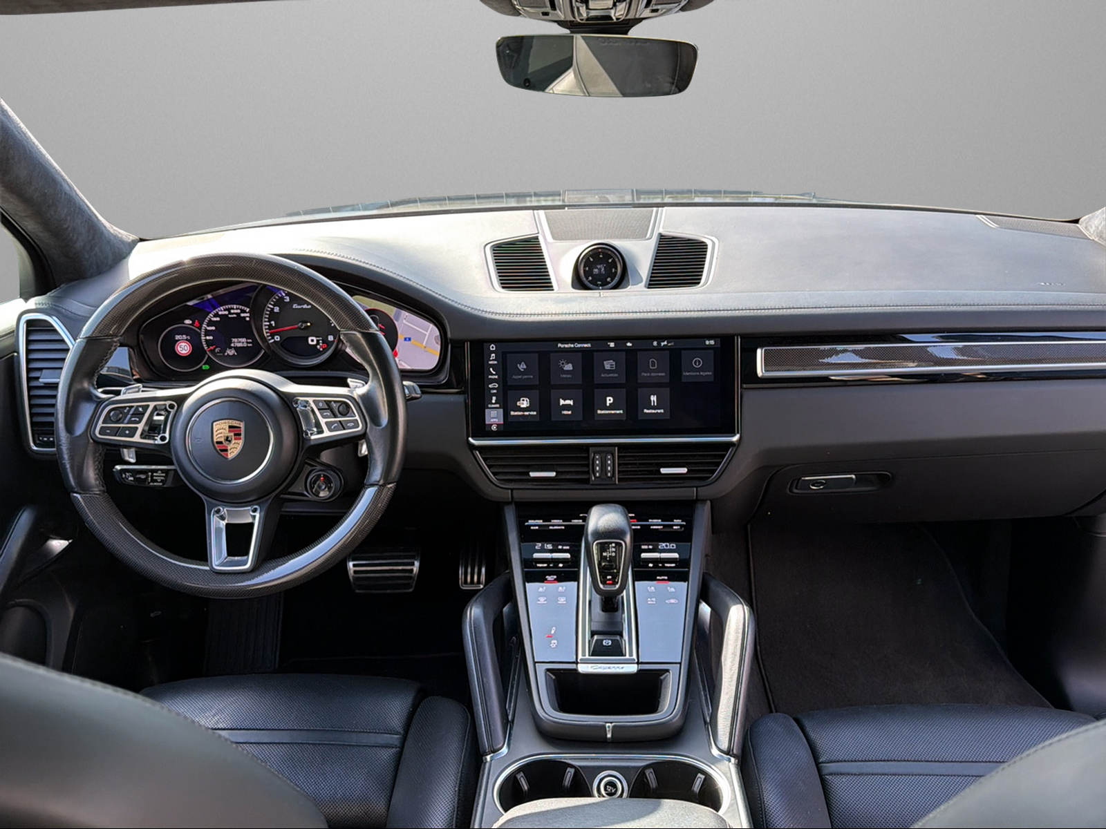 PORSCHE Cayenne Turbo-image-12