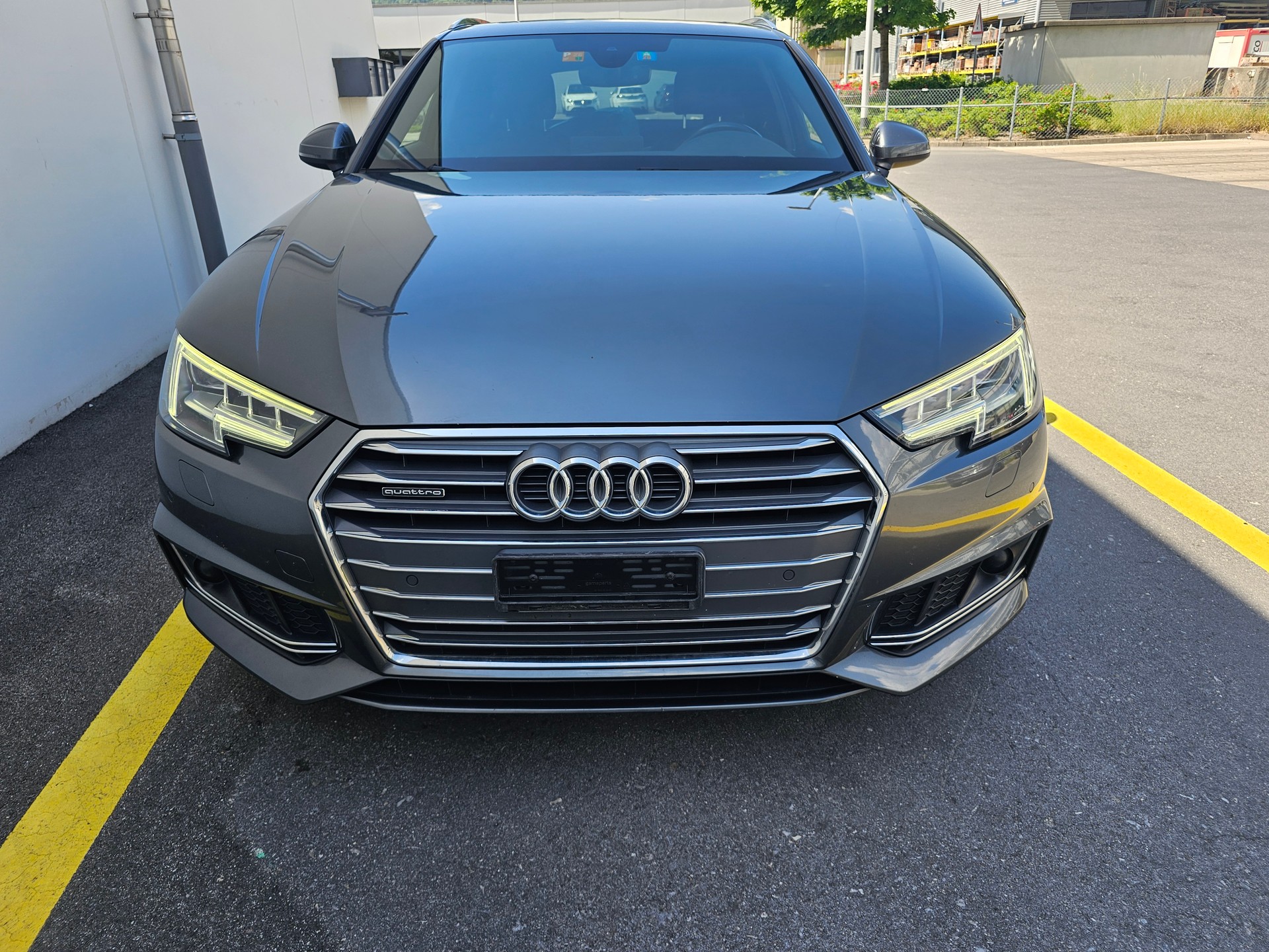 AUDI A4 Avant 3.0 TDI Design quattro S-tronic