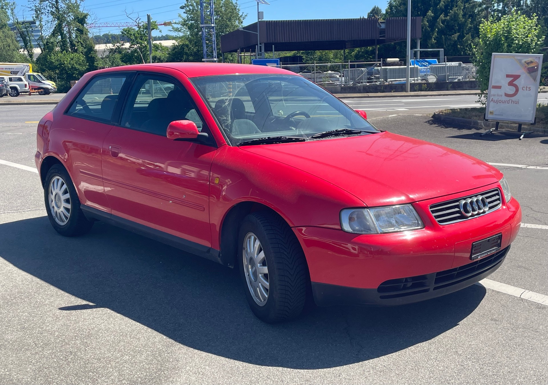 AUDI A3 1.8 Ambition-showroom-element-2
