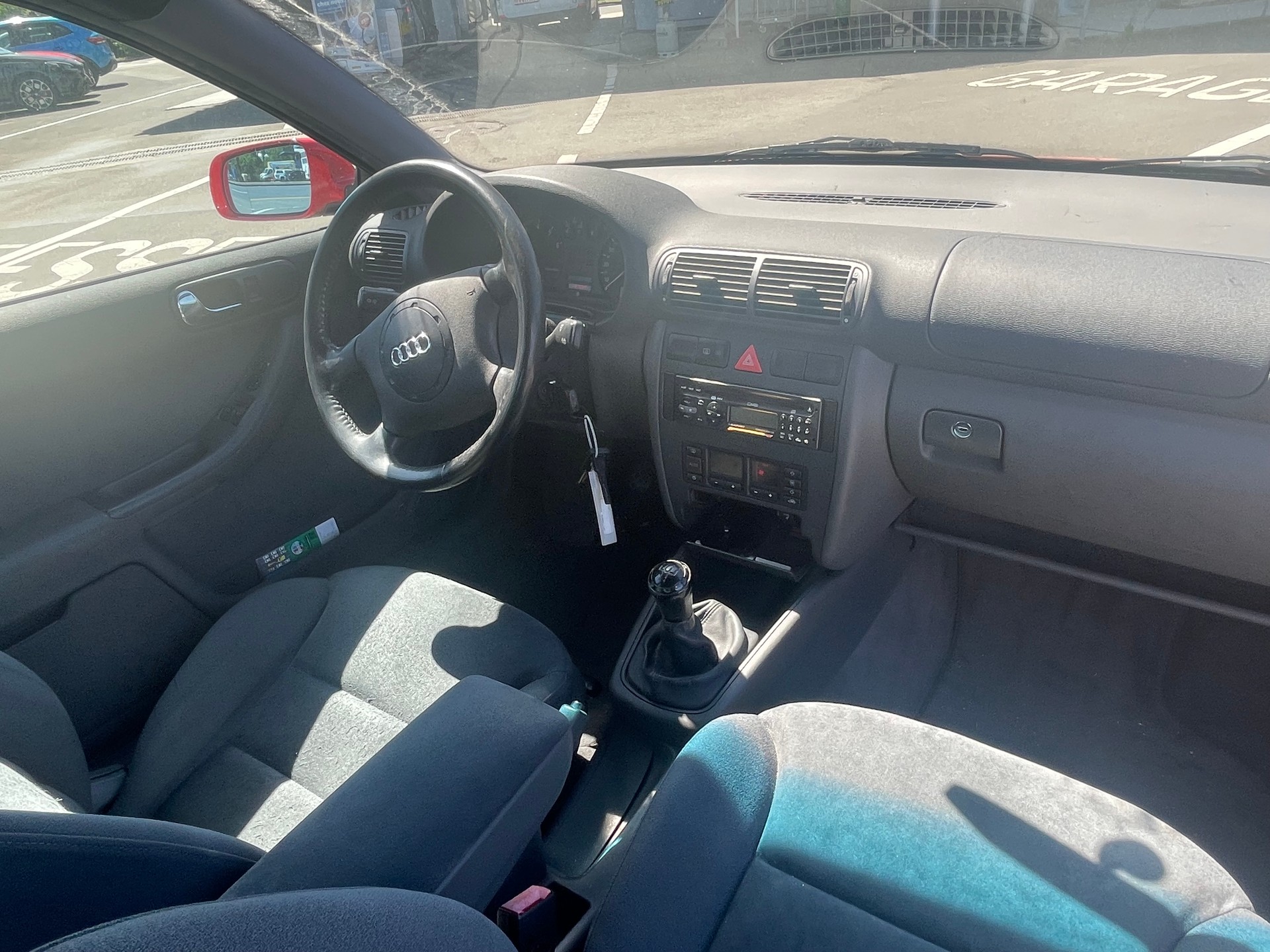 AUDI A3 1.8 Ambition-image-7