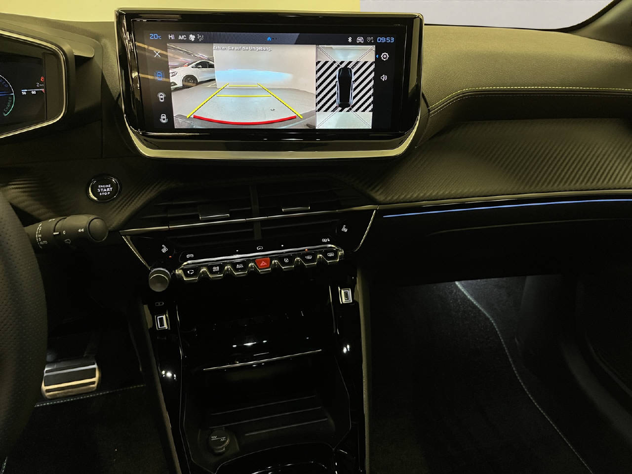 PEUGEOT 208 1.2 Hybrid 145 GT-image-8