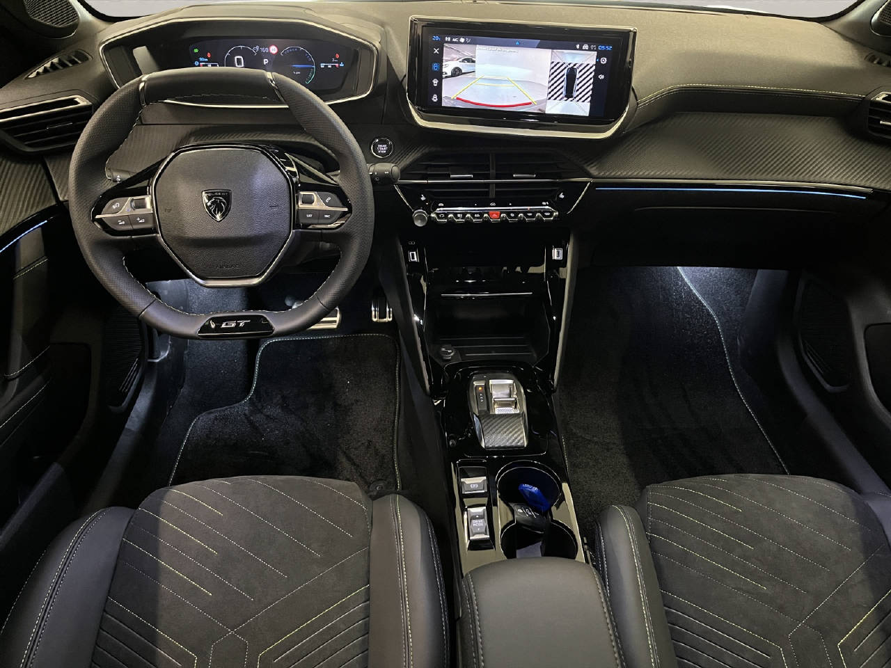 PEUGEOT 208 1.2 Hybrid 145 GT-image-6