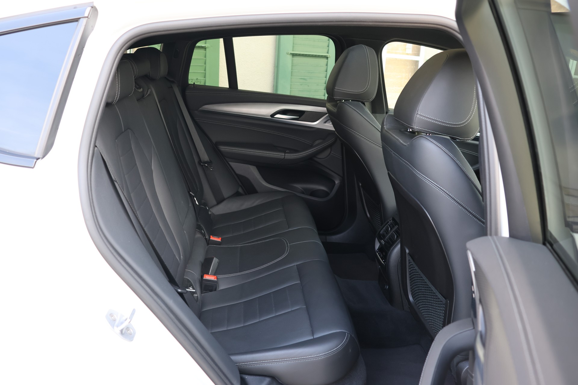 BMW X4 M40i Steptronic-image-12