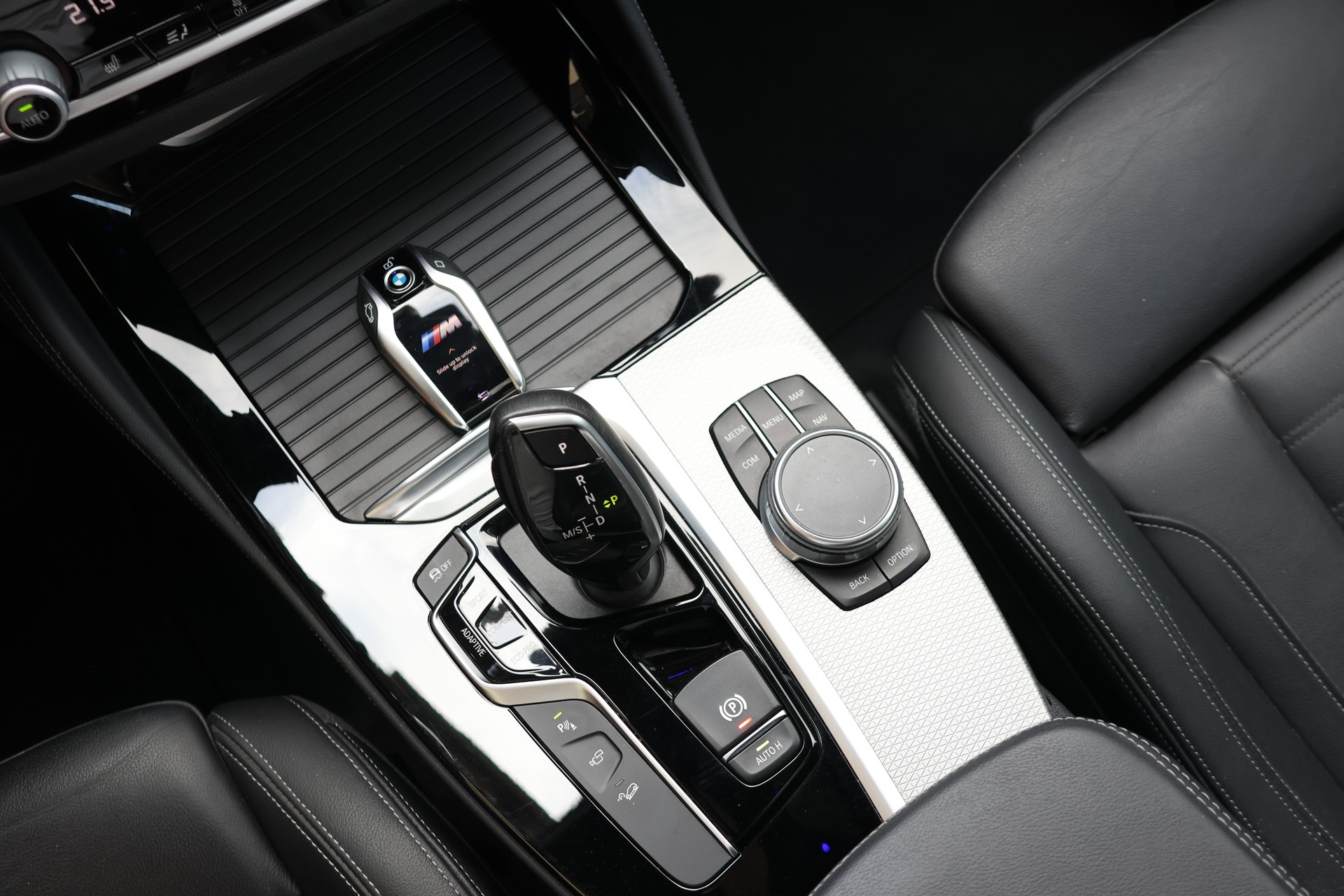 BMW X4 M40i Steptronic-image-15