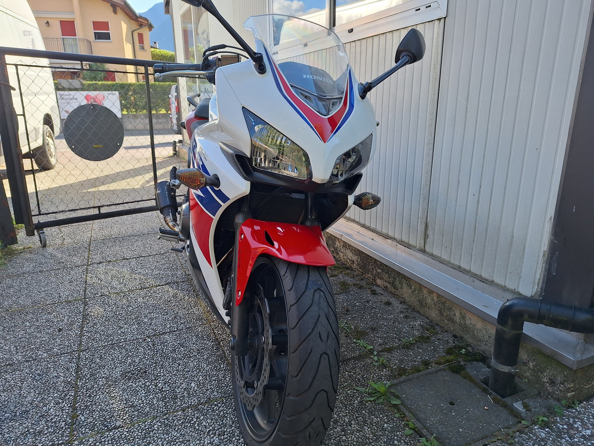 HONDA CBR 500 RA ABS 35kw-image-2