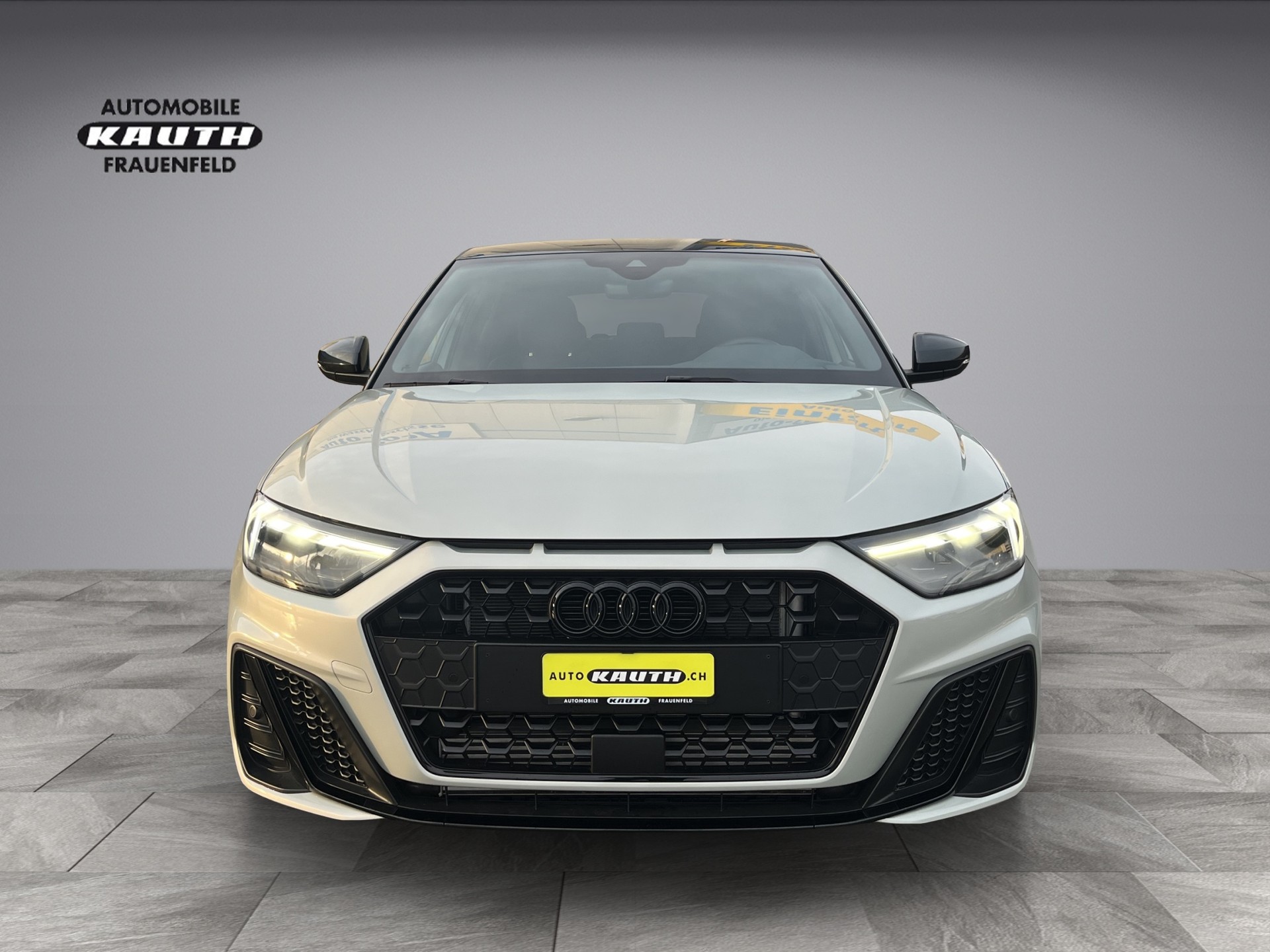 AUDI A1 Sportback 40 TFSI S Line S-tronic*Tausilber, 207Ps, (5-Jahre Garantie)-showroom-element-3