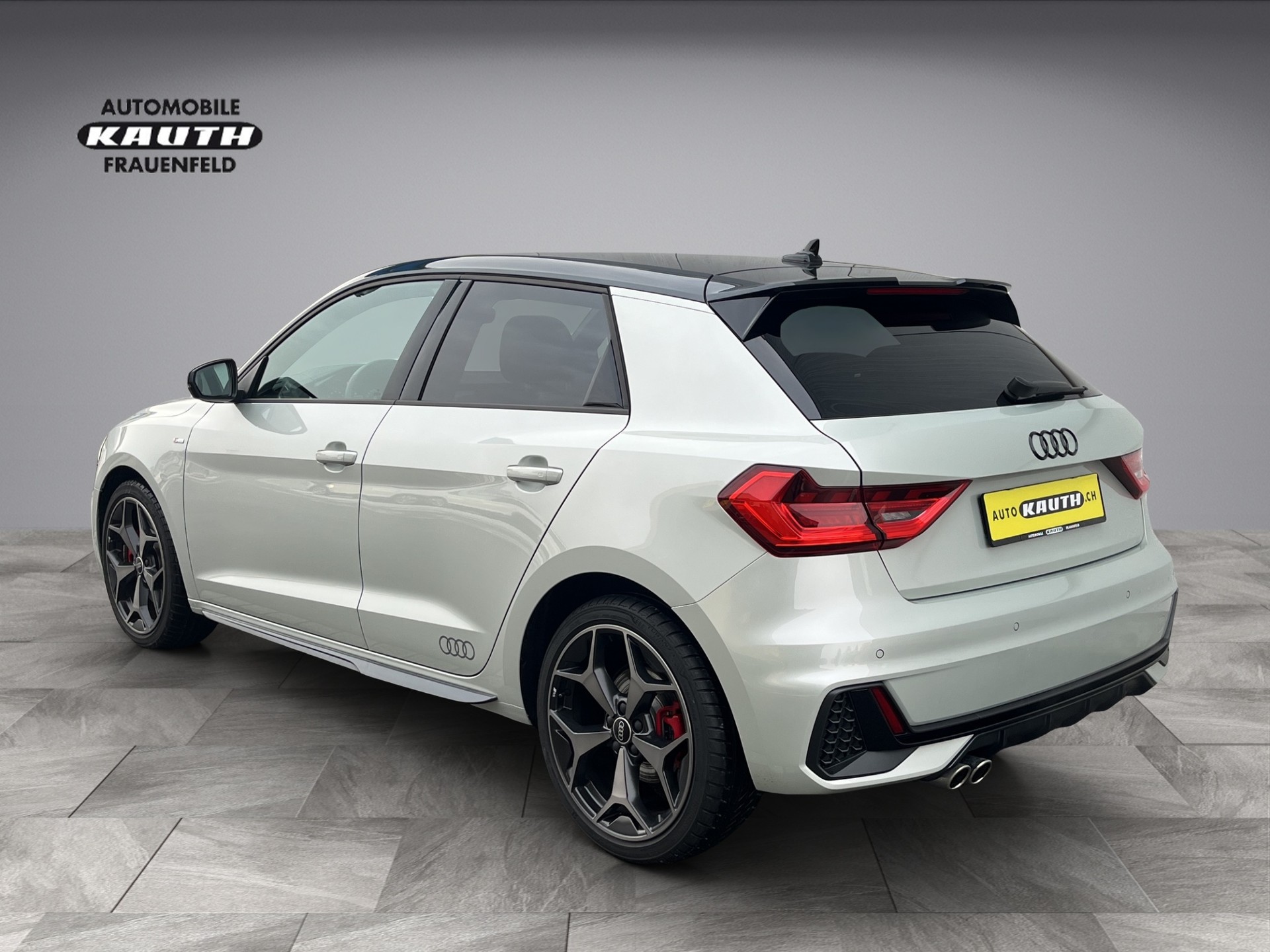 AUDI A1 Sportback 40 TFSI S Line S-tronic*Tausilber, 207Ps, (5-Jahre Garantie)-showroom-element-2