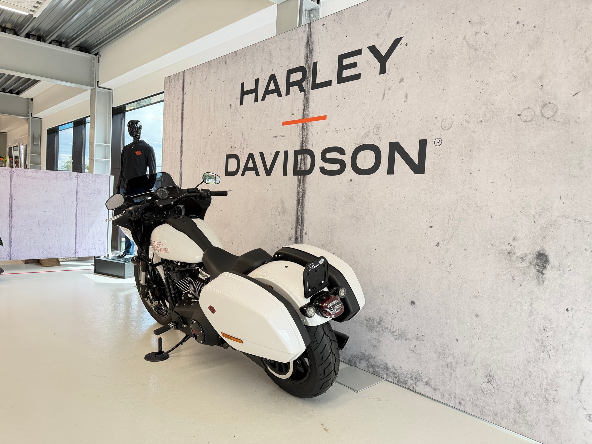 HARLEY-DAVIDSON FXLRST Low Rider ST 117-image-5