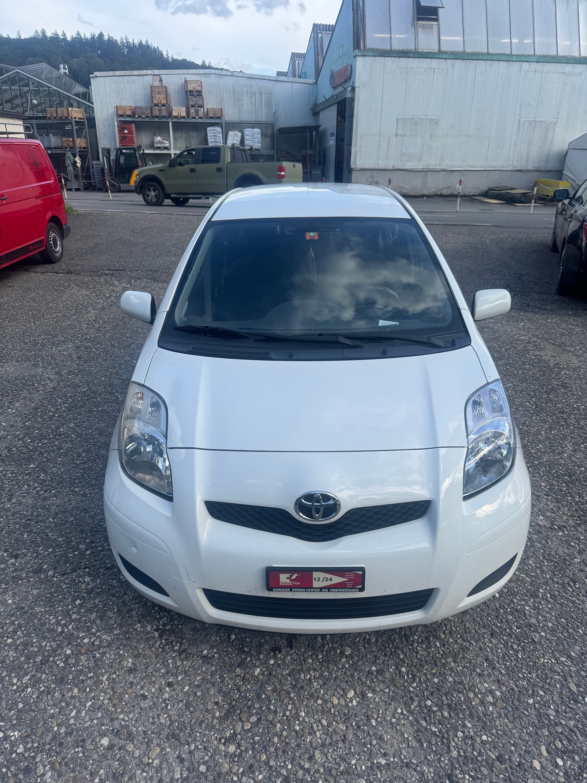 TOYOTA Yaris 1.33 Linea Sol-image-1