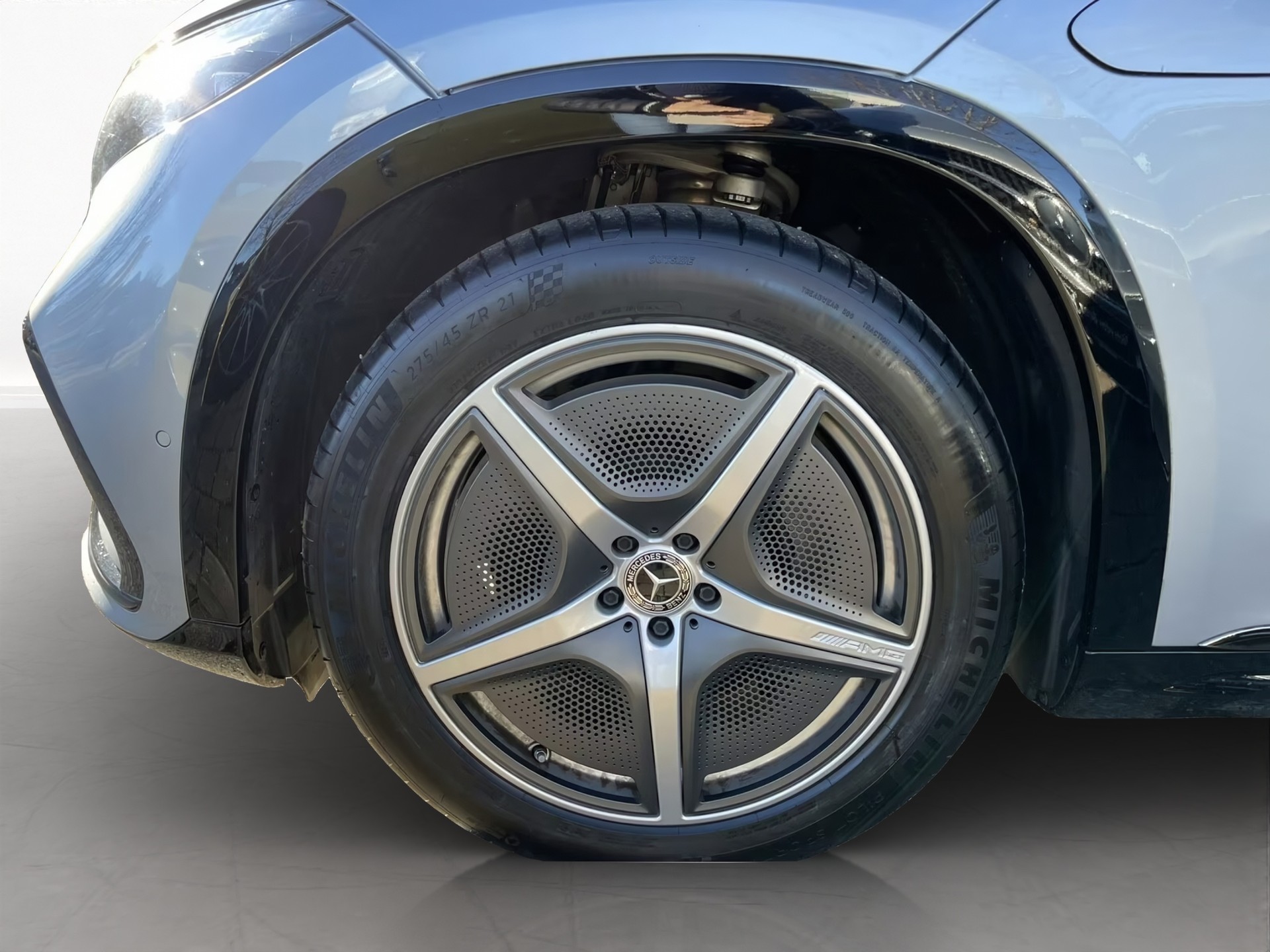 MERCEDES-BENZ EQS SUV 450 4Matic AMG Line Premium-image-13