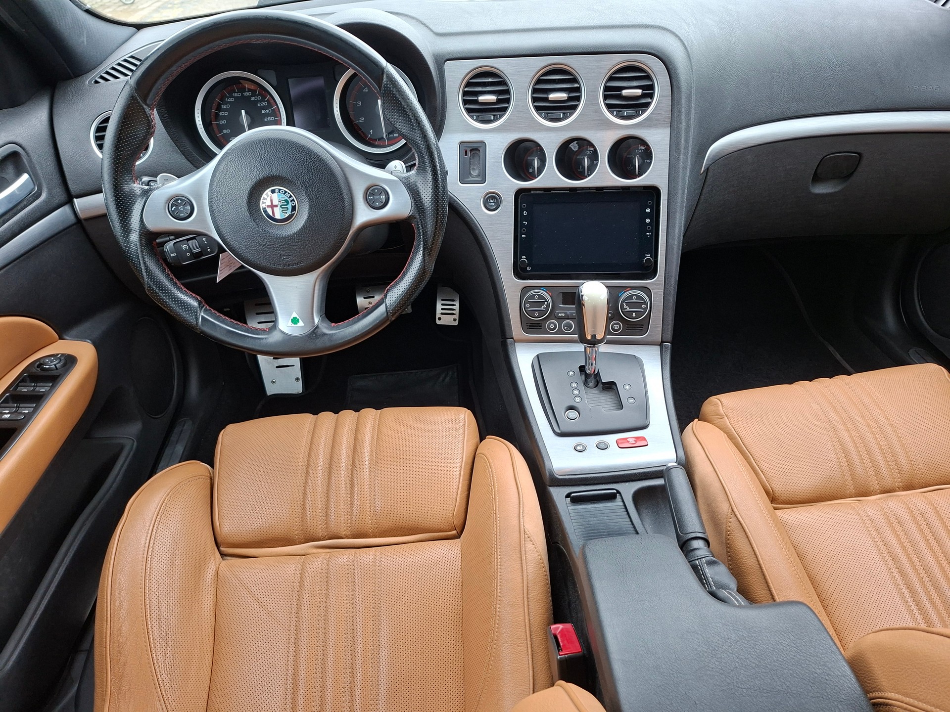 ALFA ROMEO 159 3.2 JTS Q4 TI Q-Tronic-image-8