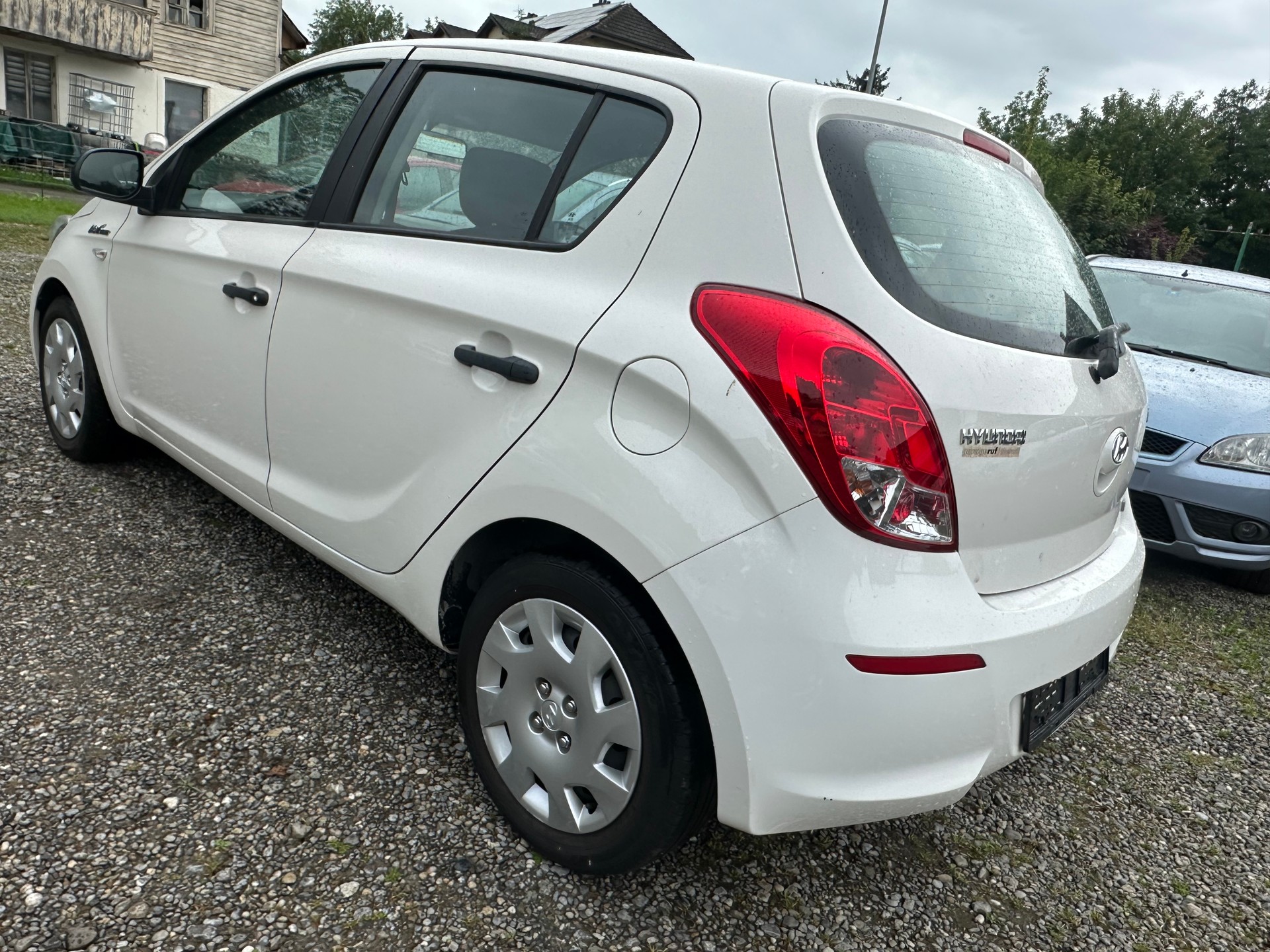 HYUNDAI i20 1.2 Comfort-image-4