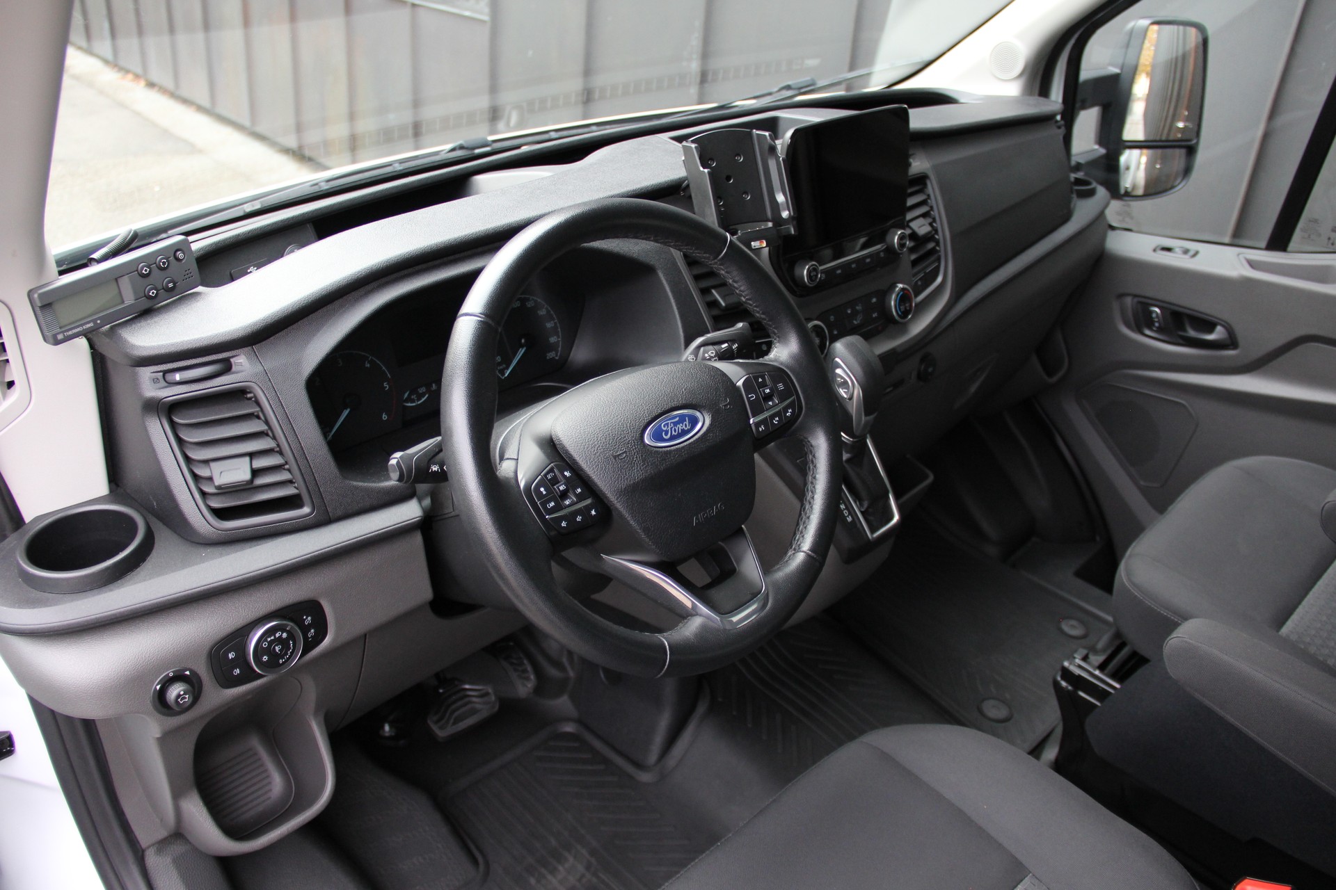 FORD Transit 350 L4 Trend 2.0 TDCi 130 FWD Skeletal A **-20°C/-30°C**TIEFKÜHLER** AUTOMAT *RÜCKFAHRK.* DIS.-TEMPOMAT *STANDHEIZ.*-image-12
