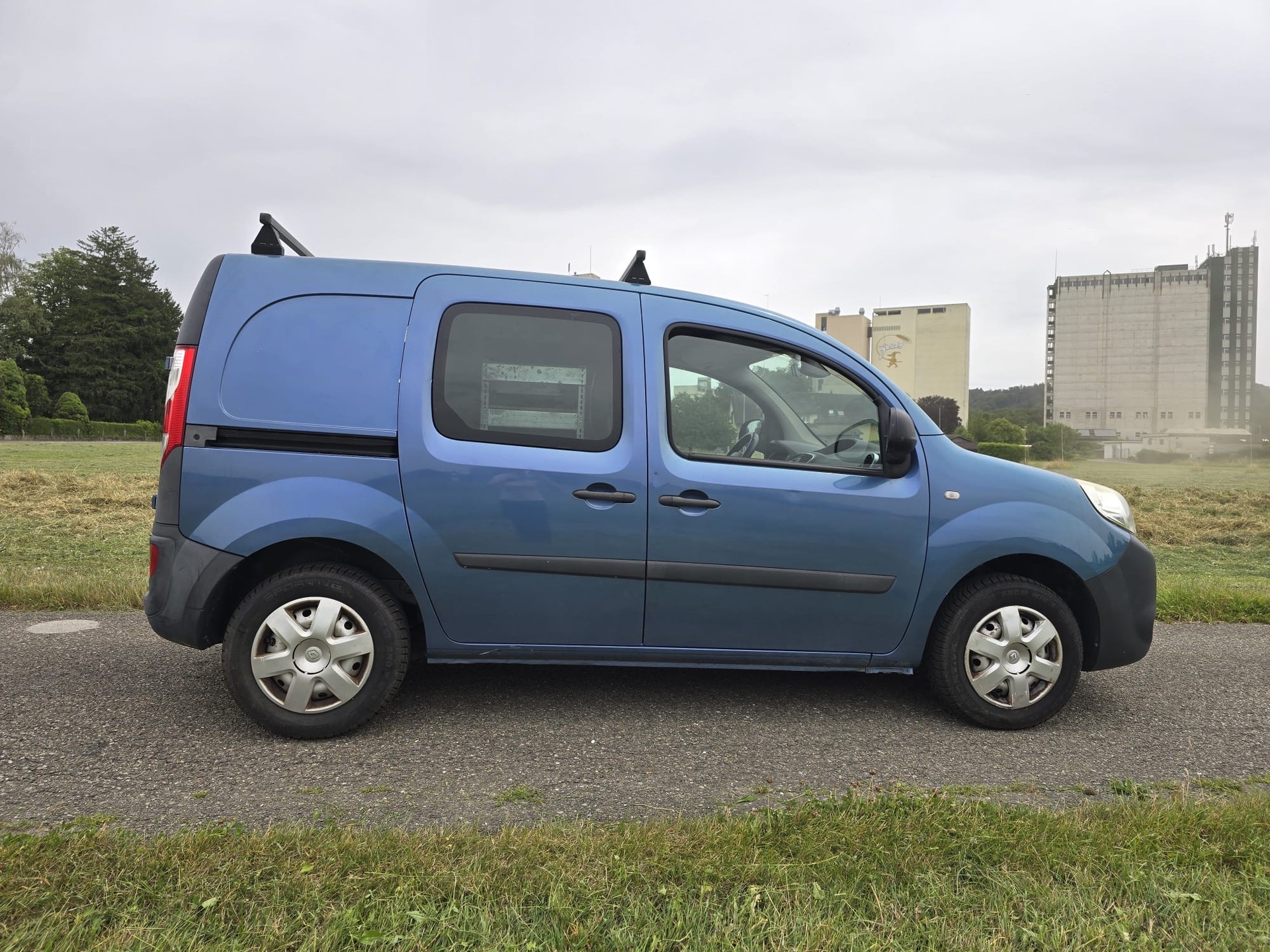 RENAULT Kangoo Medium dCi 90 Access-showroom-element-3