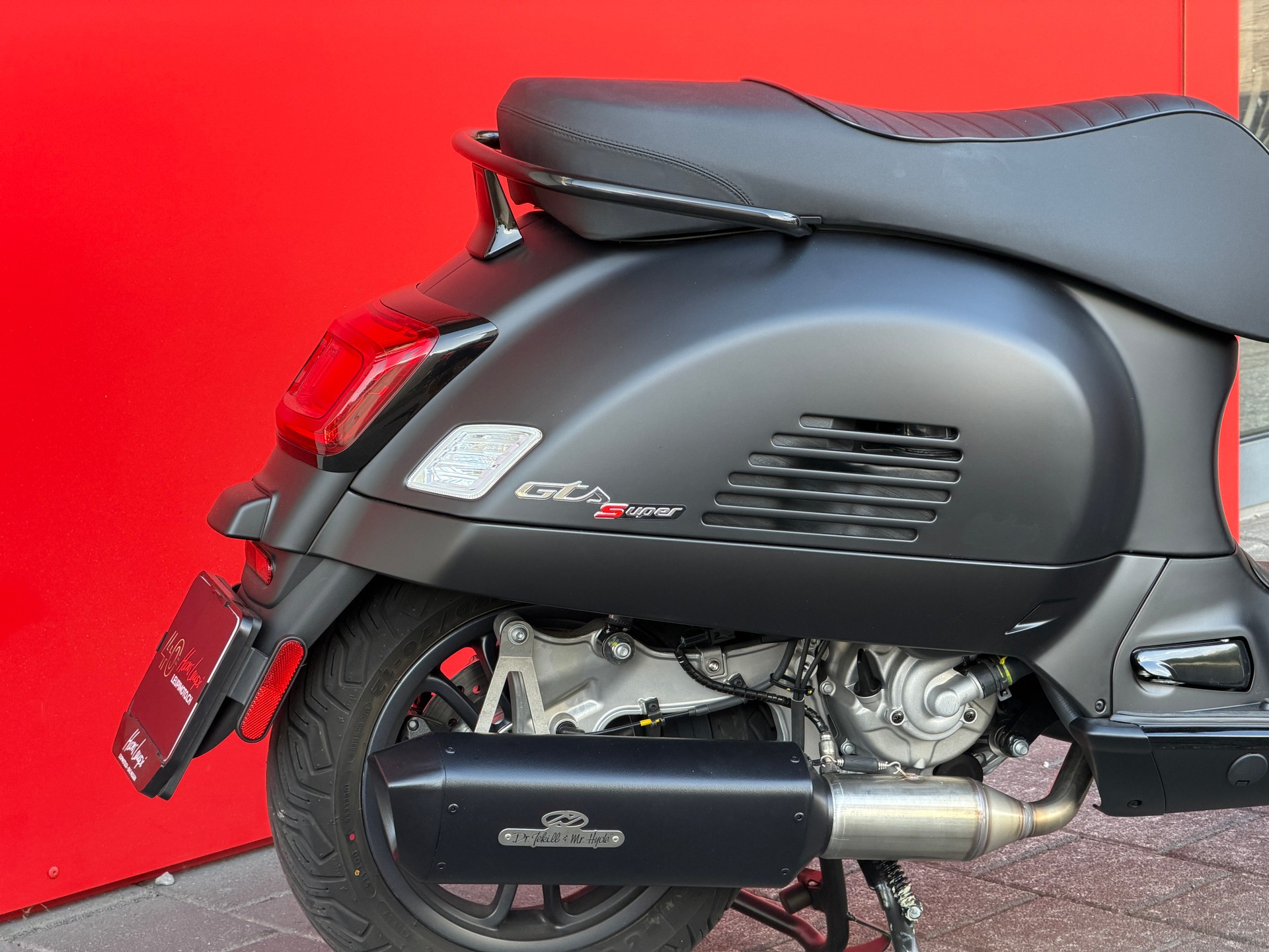 PIAGGIO Vespa GTS 310 Super Sport ''Notte'' JEKILL & HYDE-image-12