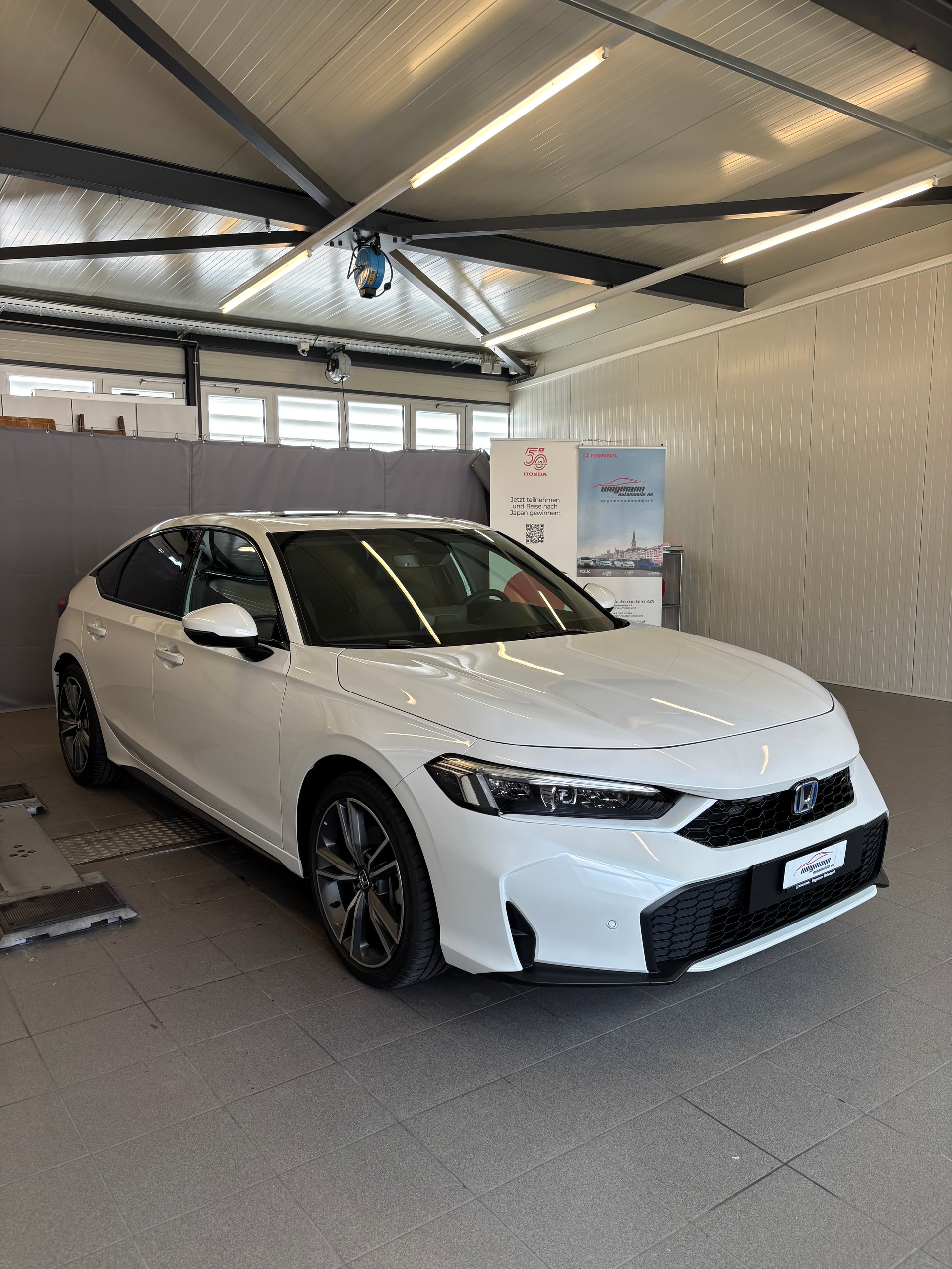 HONDA Civic 2.0 i-MMD HEV Advance-showroom-element-2