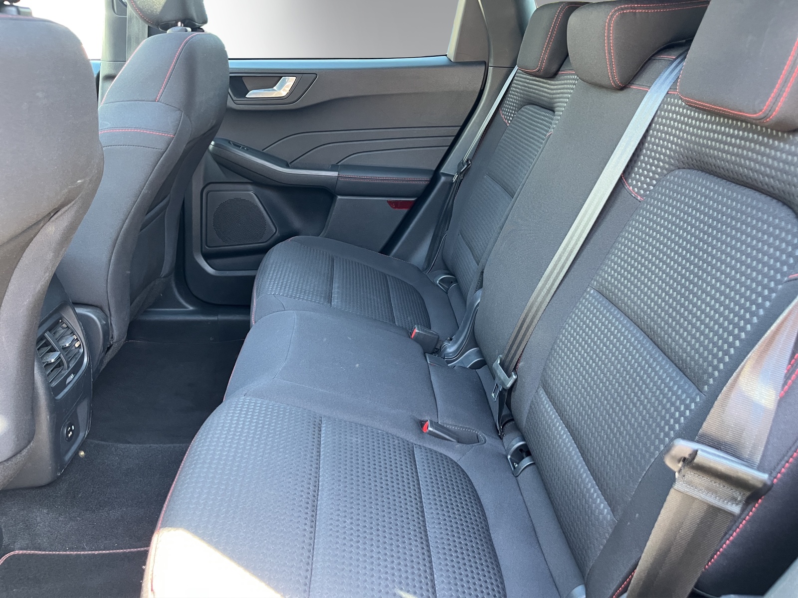 FORD Kuga 2.5 PHEV ST-Line 2WD-image-10