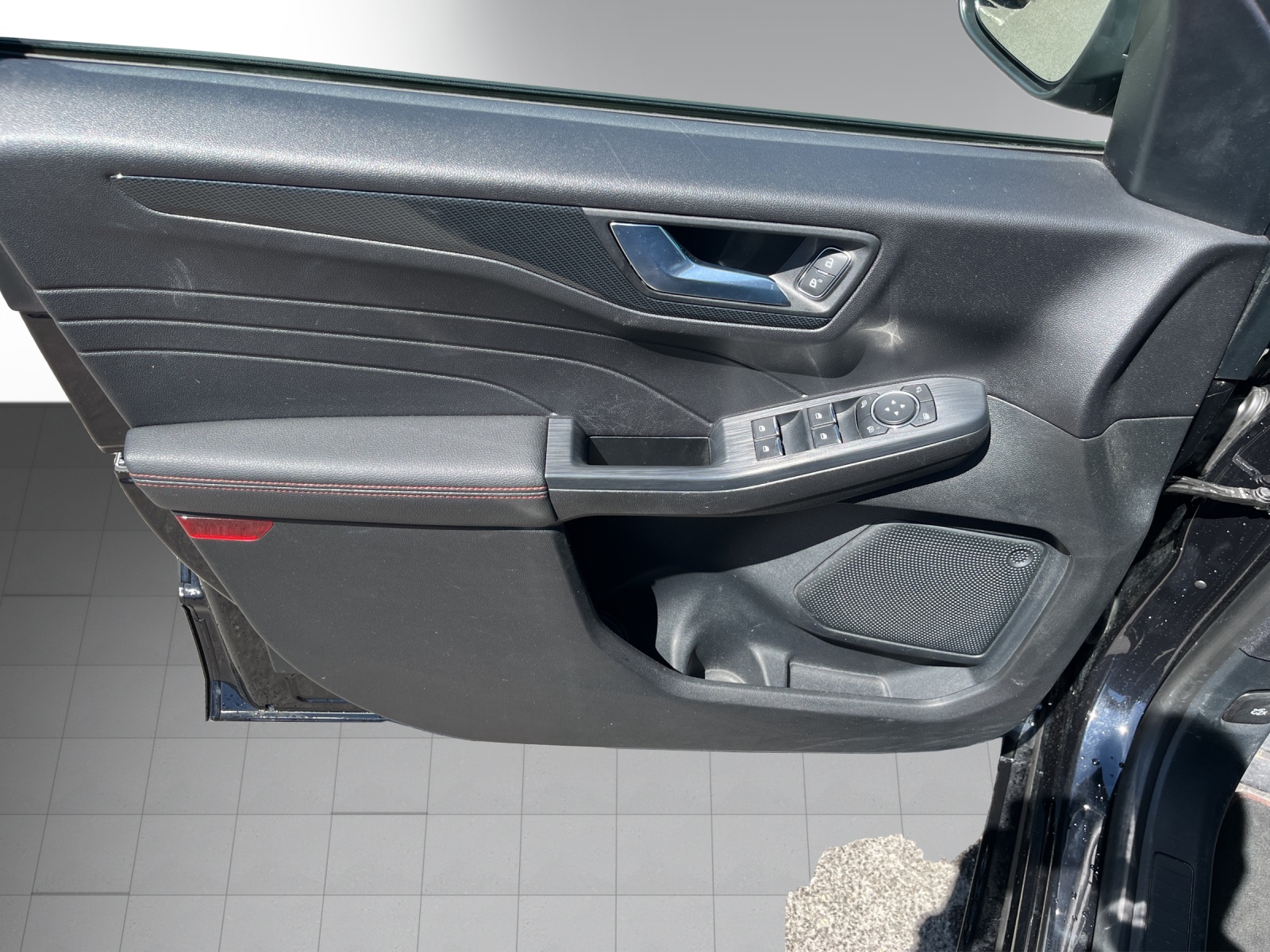 FORD Kuga 2.5 PHEV ST-Line 2WD-image-7