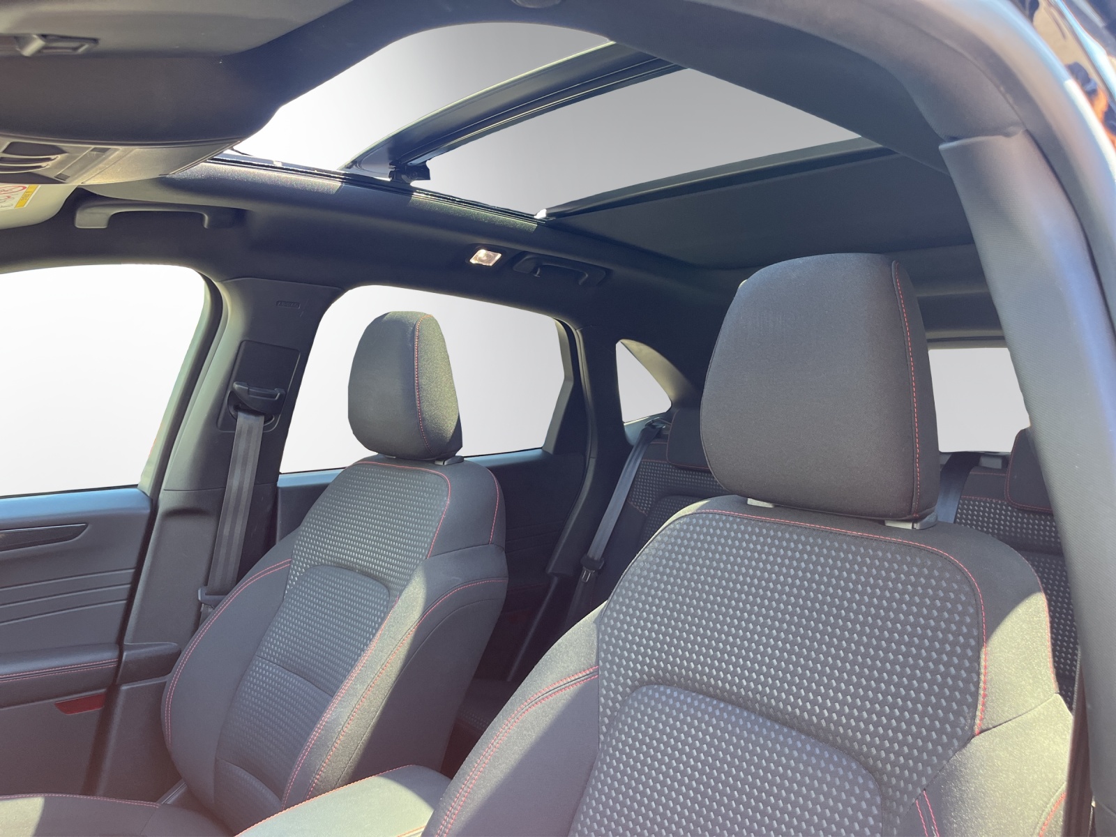 FORD Kuga 2.5 PHEV ST-Line 2WD-image-9