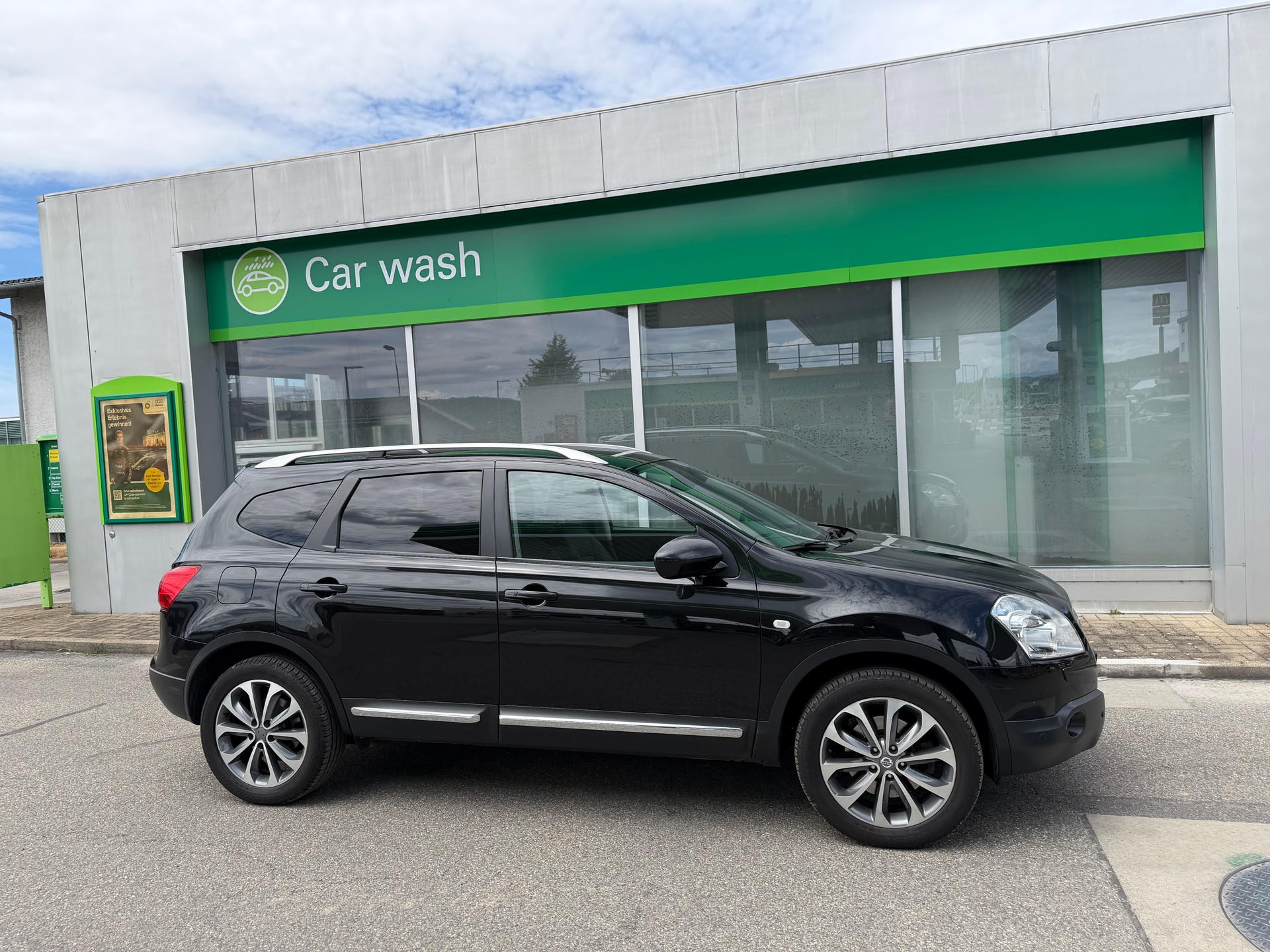 NISSAN Qashqai +2 2.0 4WD tekna XTronic CVT-image-2