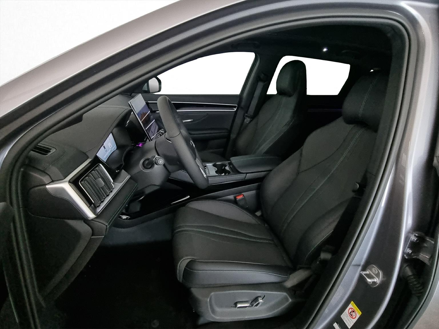 BYD Seal U DM-i Comfort FWD-image-5