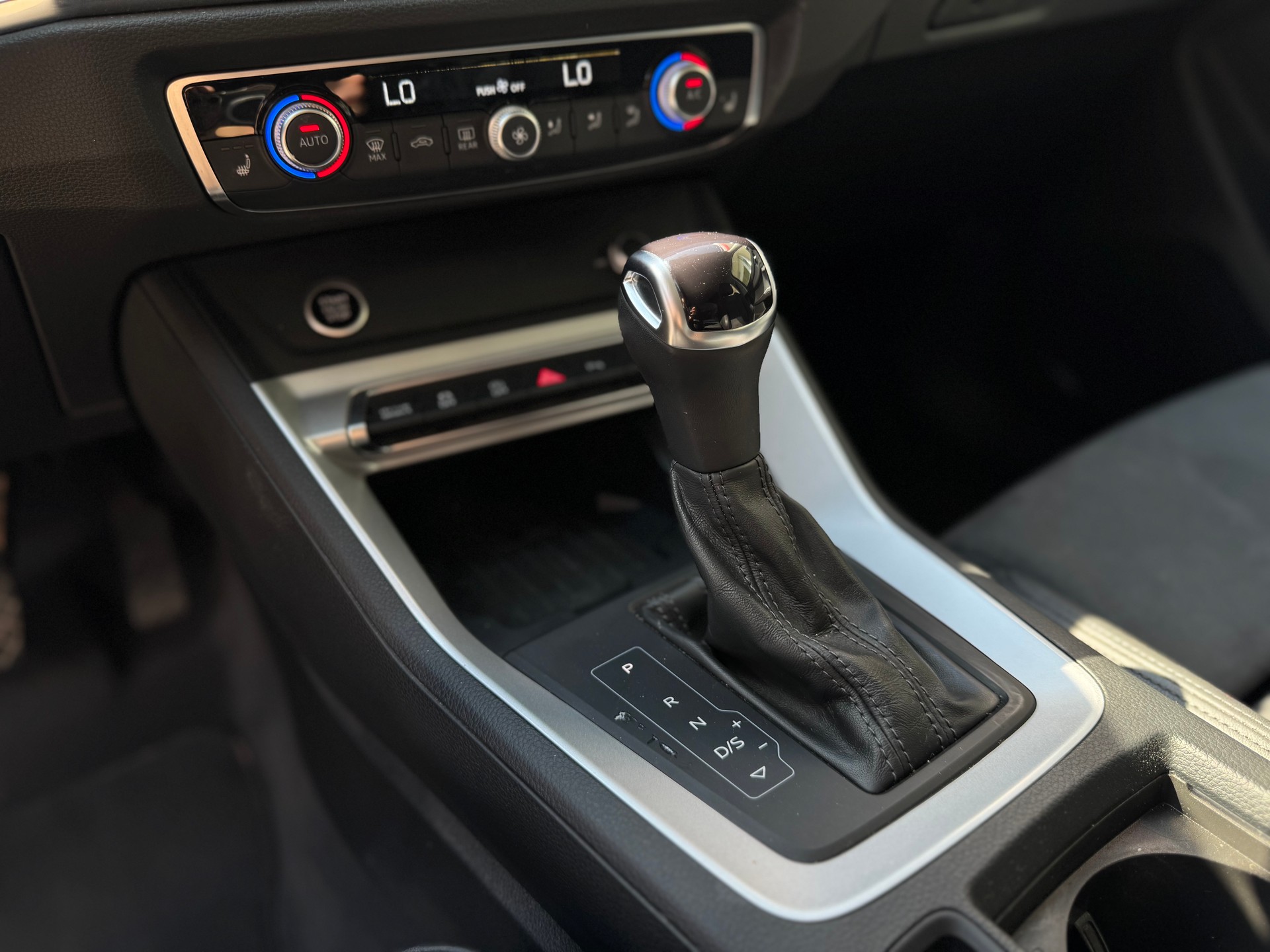 AUDI Q3 Sportback 45 TFSI quattro S-tronic-image-11