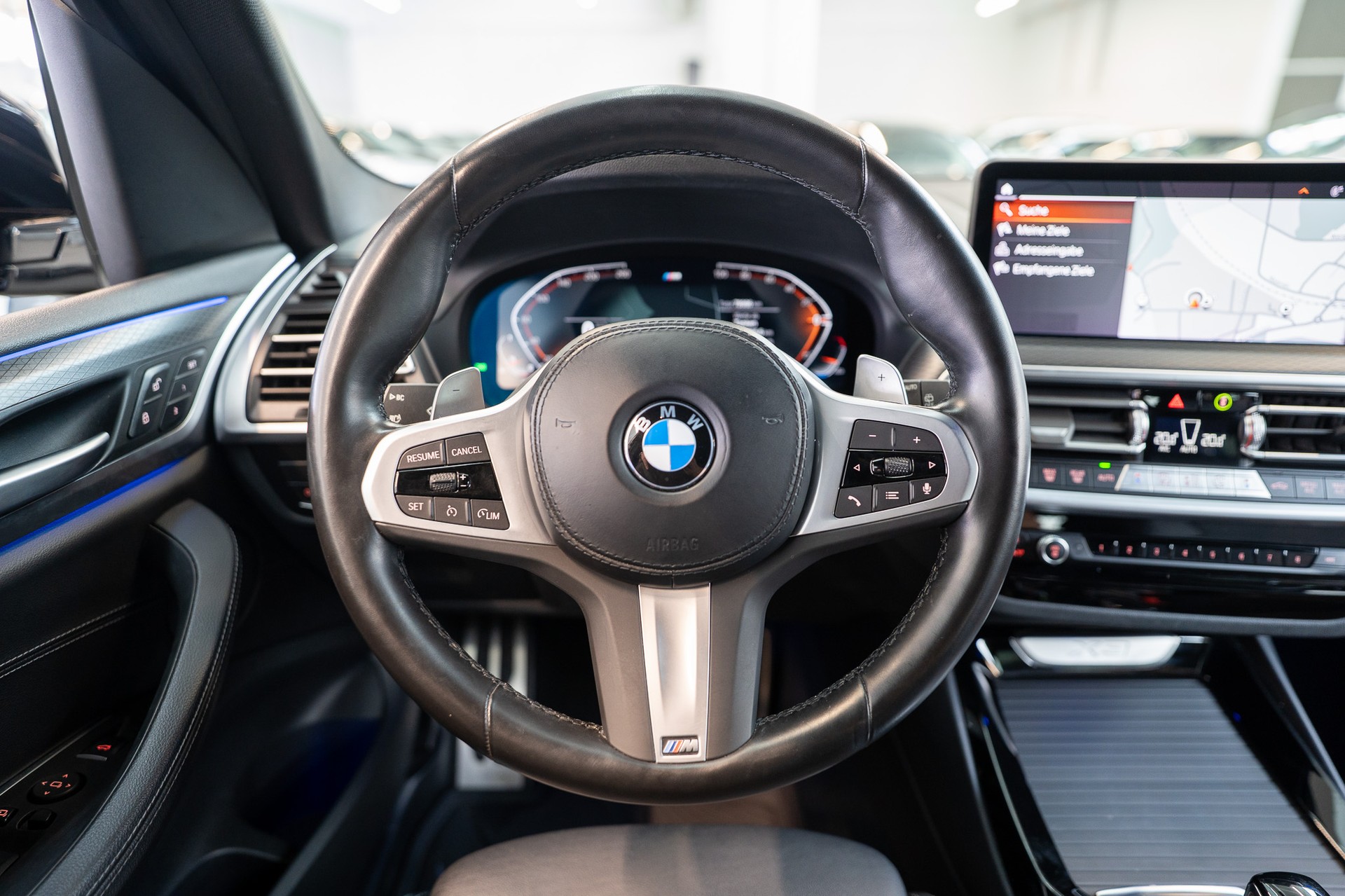BMW X3 20i xDrive M Sport SAG / CH-Fahrzeug / 360§Kamera / el.Sitze-image-17