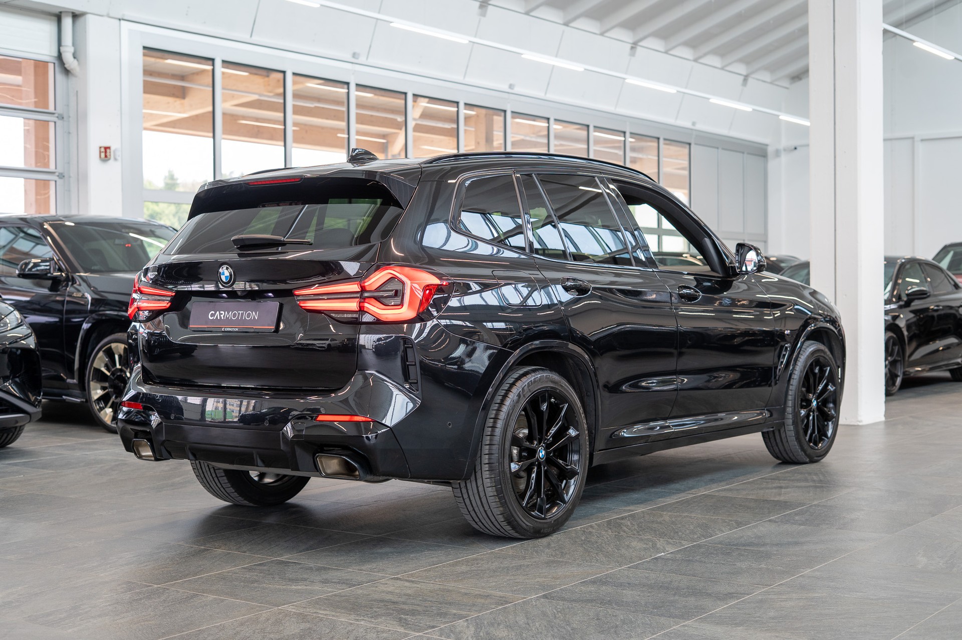 BMW X3 20i xDrive M Sport SAG / CH-Fahrzeug / 360§Kamera / el.Sitze-showroom-element-3