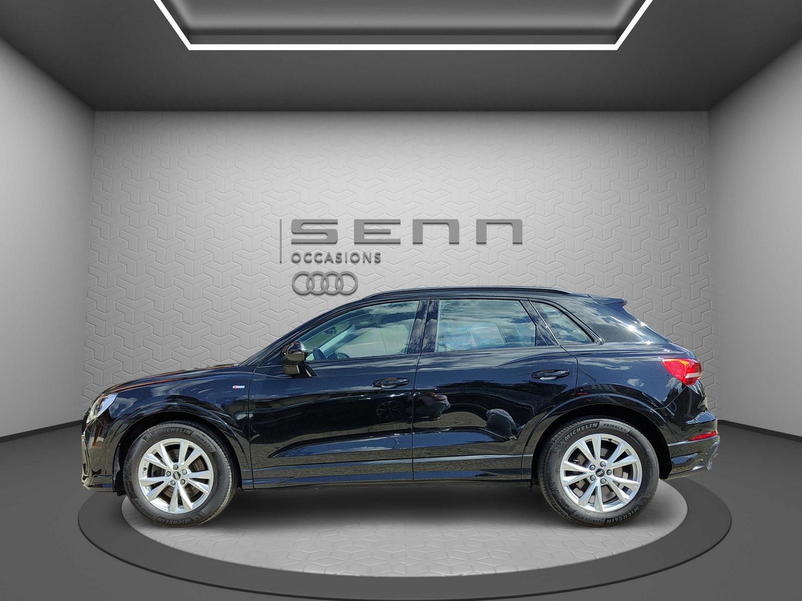 AUDI Q3 40 TFSI S line quattro S-tronic-showroom-element-2
