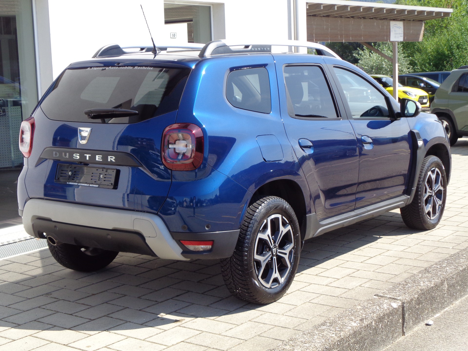 DACIA Duster TCe 130 Prestige 4x2-showroom-element-1