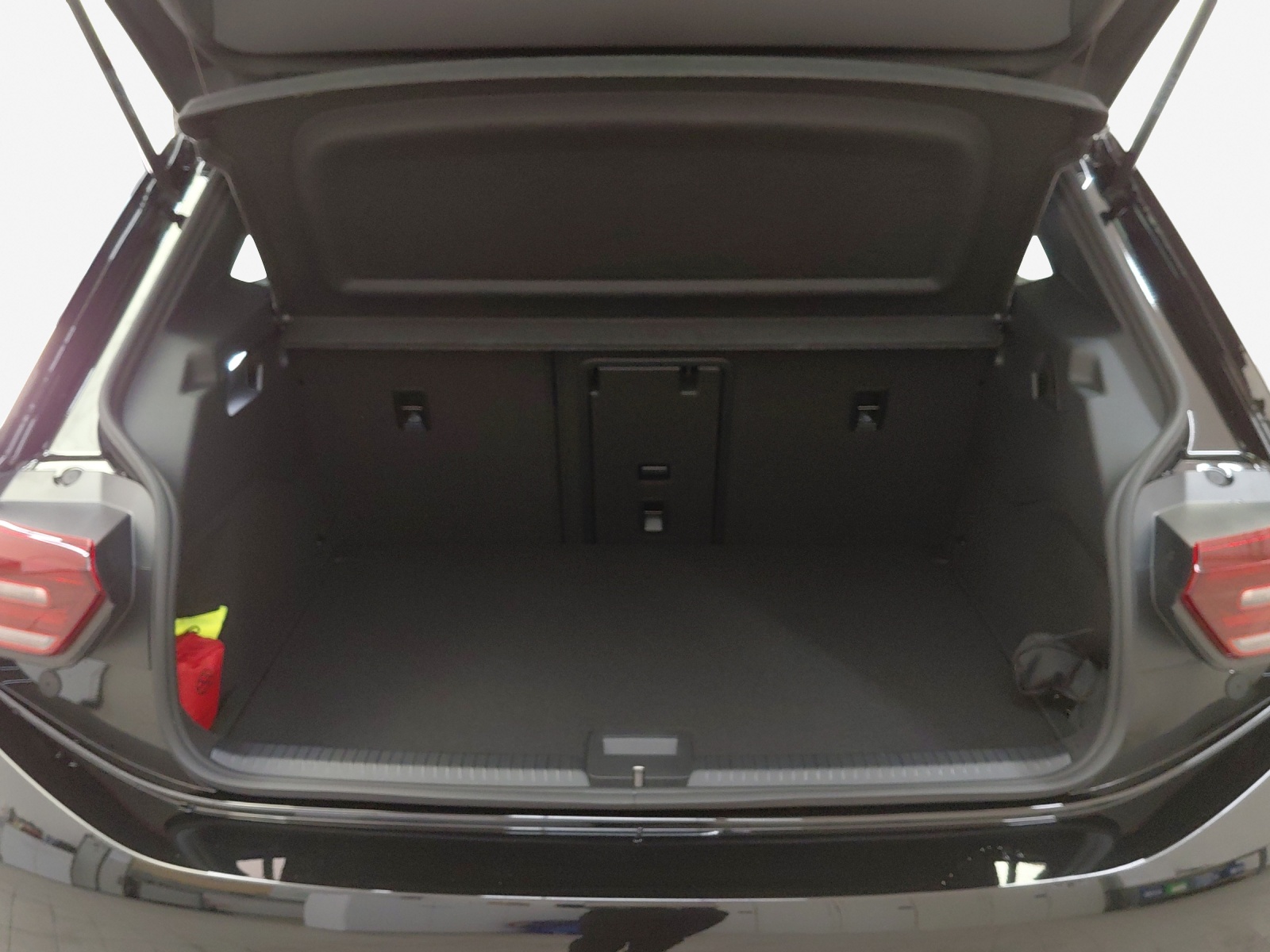 VW ID.3 Neo 79 kWh 231 PS Style-image-12