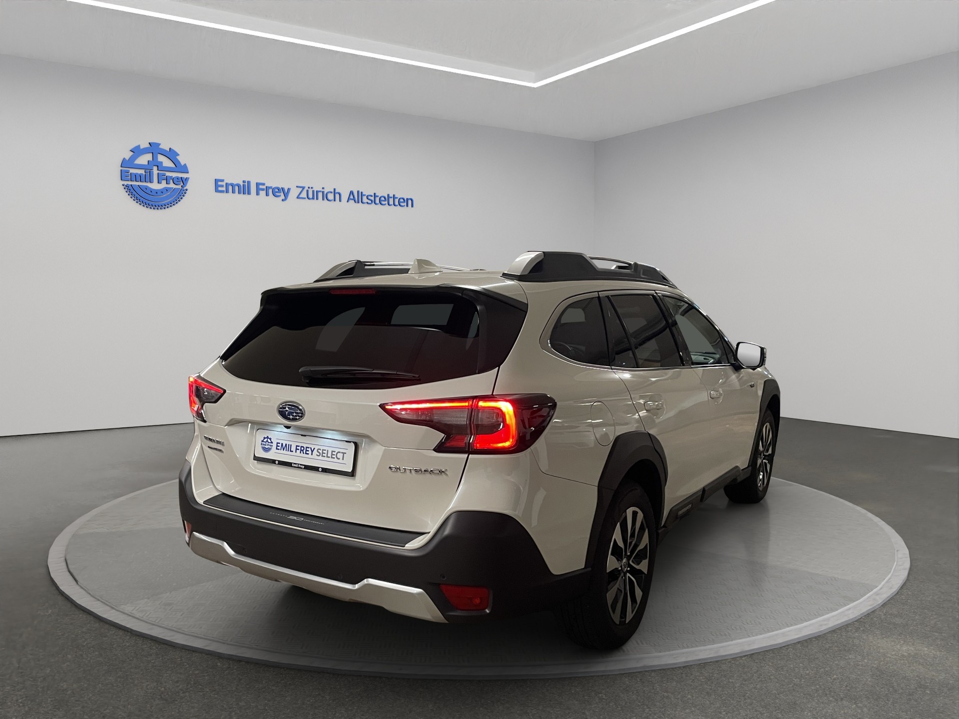 SUBARU Outback 2.5i 30th Anniversary Edition-showroom-element-2