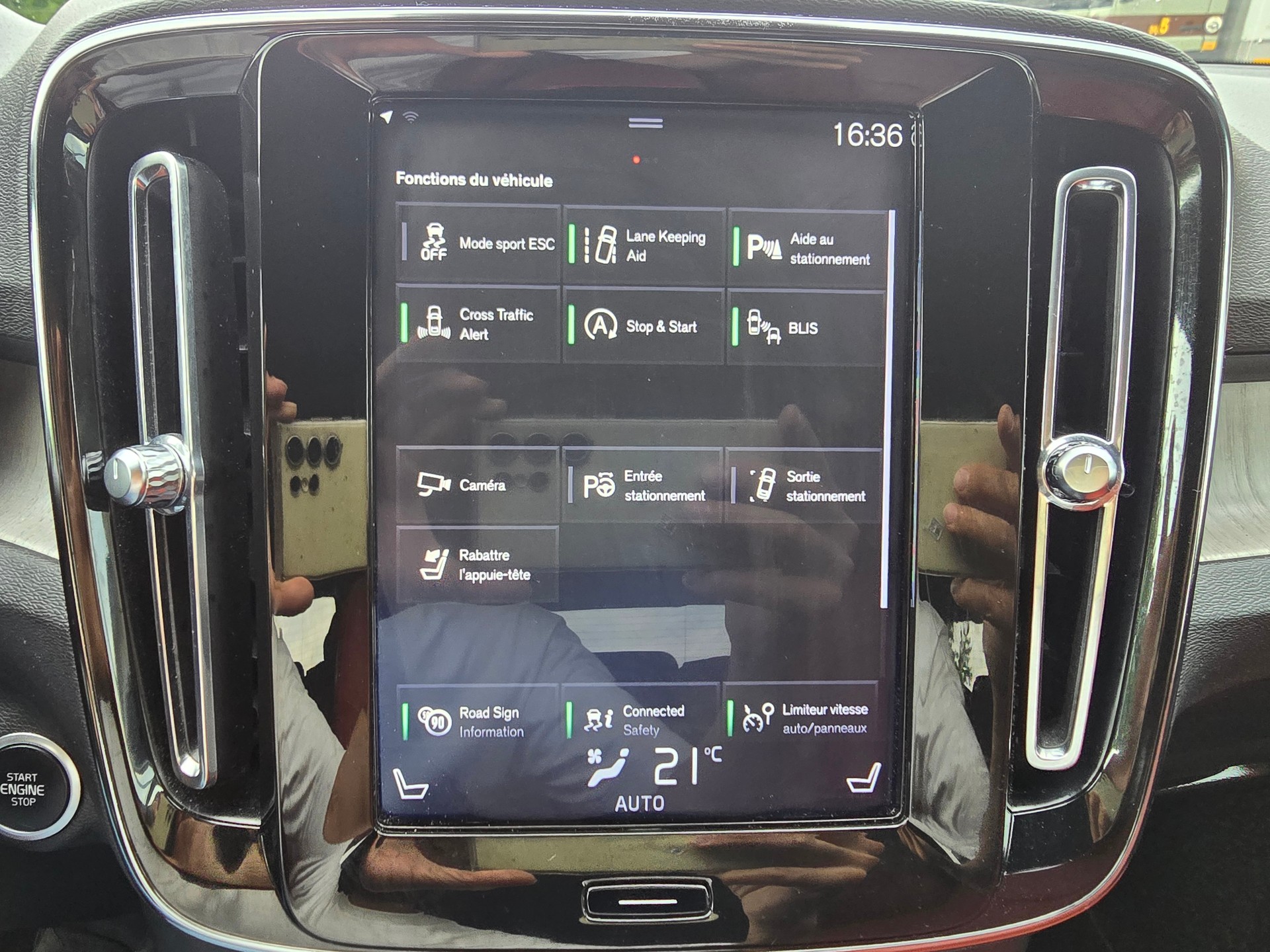 VOLVO XC40 D3 Inscription Geartronic-image-22