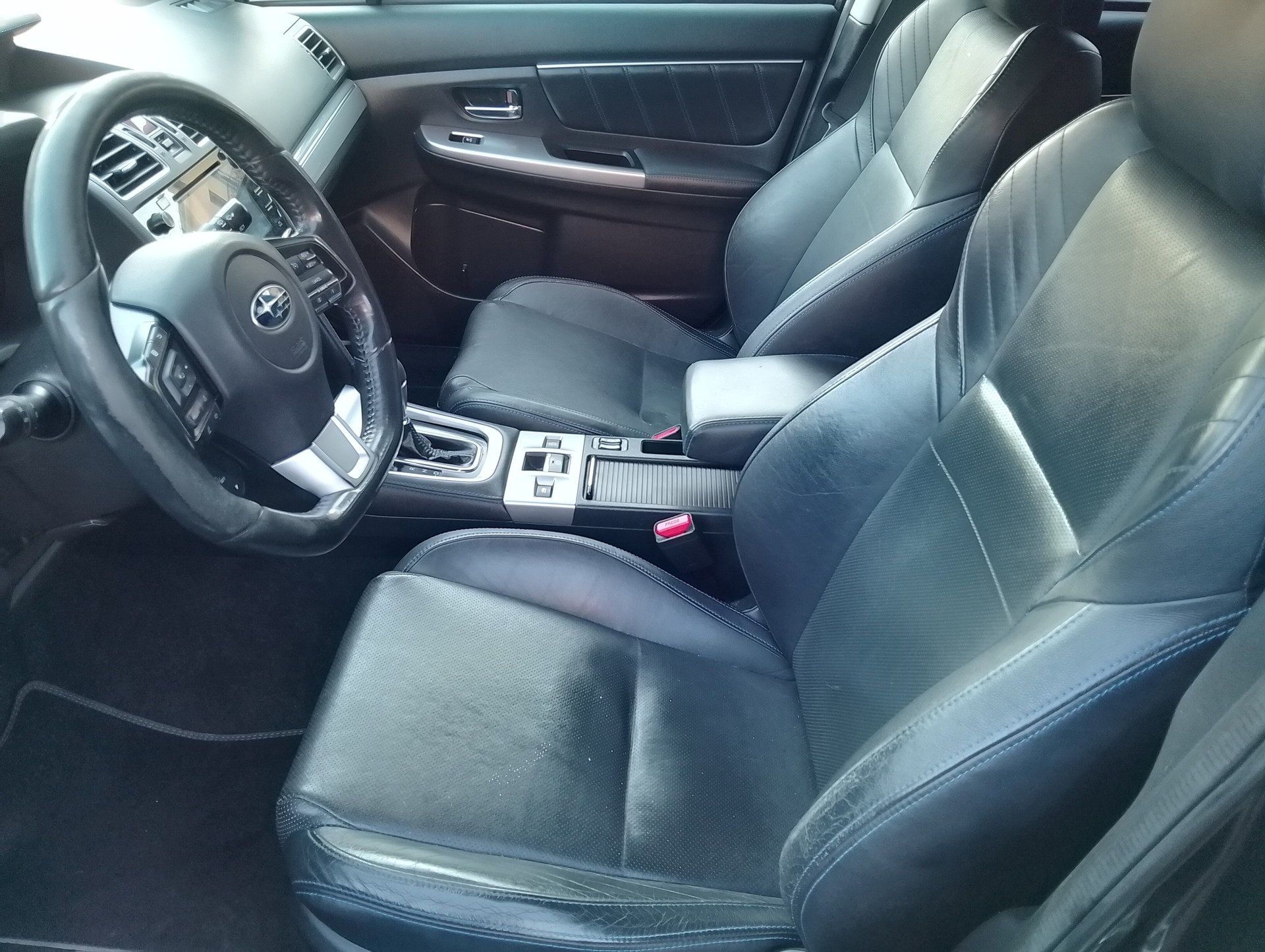 SUBARU Levorg 1.6DIT Luxury S AWD Lineartronic-image-12