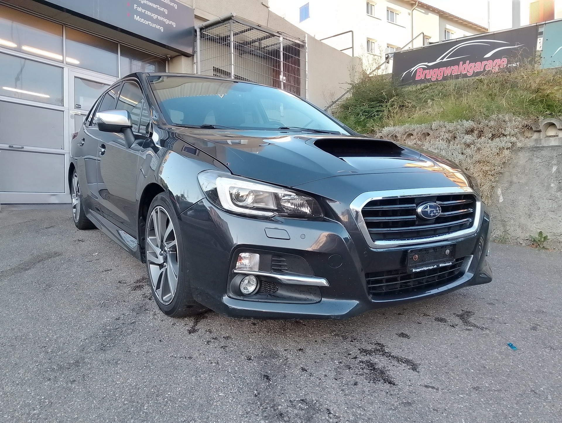 SUBARU Levorg 1.6DIT Luxury S AWD Lineartronic-image-4