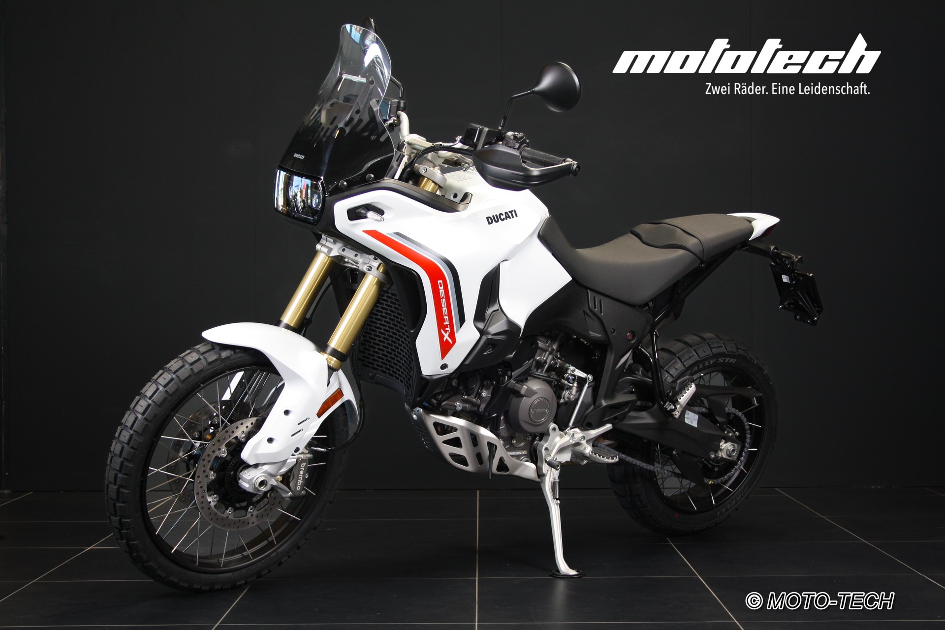 DUCATI Desert X MY26 V2 (81/35kW)-image-5