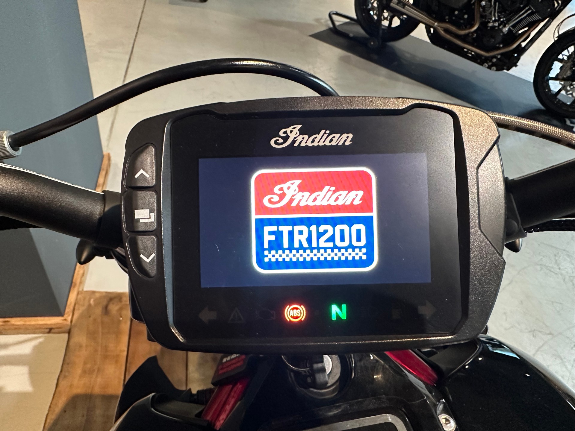 INDIAN 1200 S Race Réplica-image-11