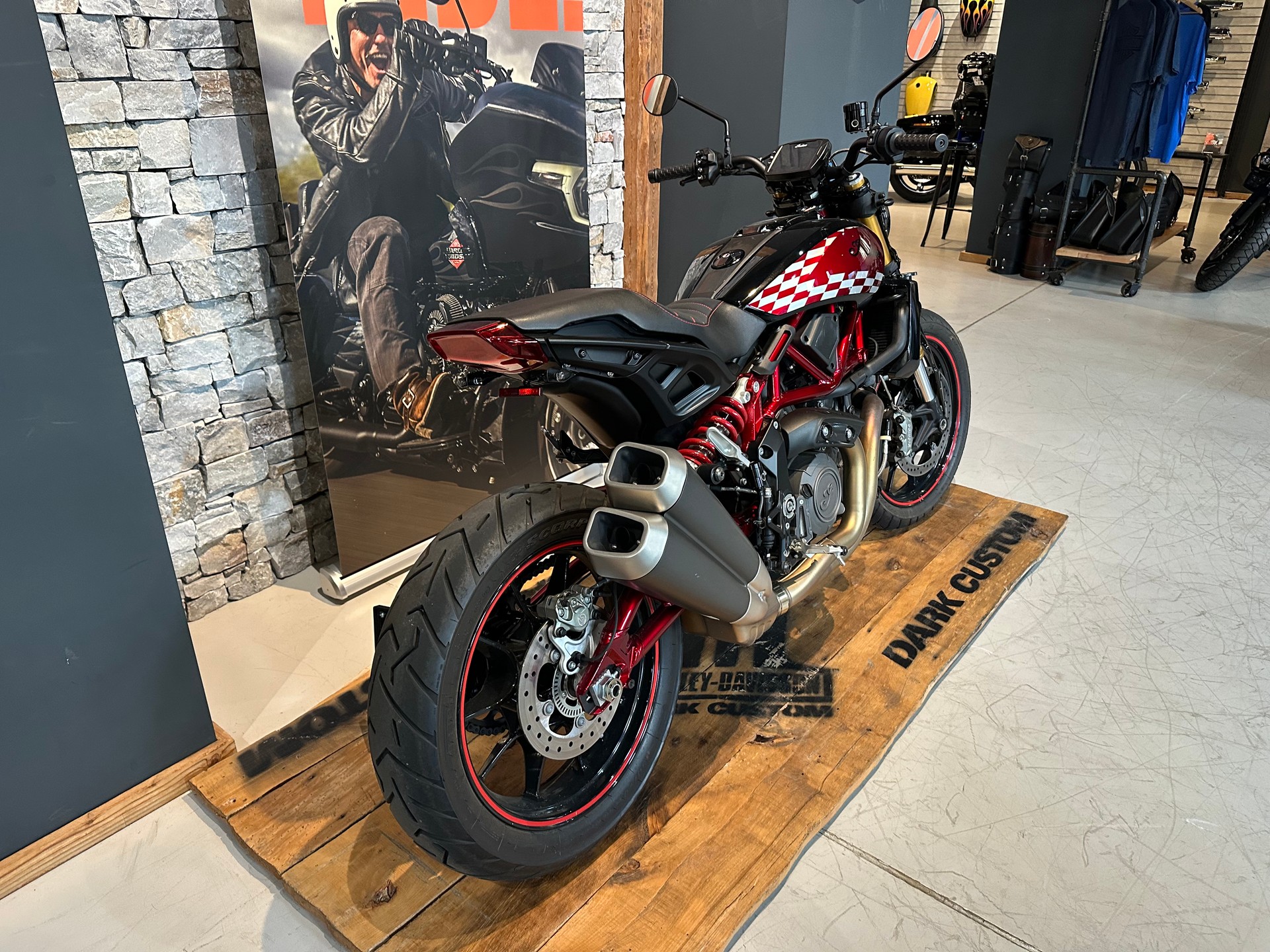 INDIAN 1200 S Race Réplica-image-2